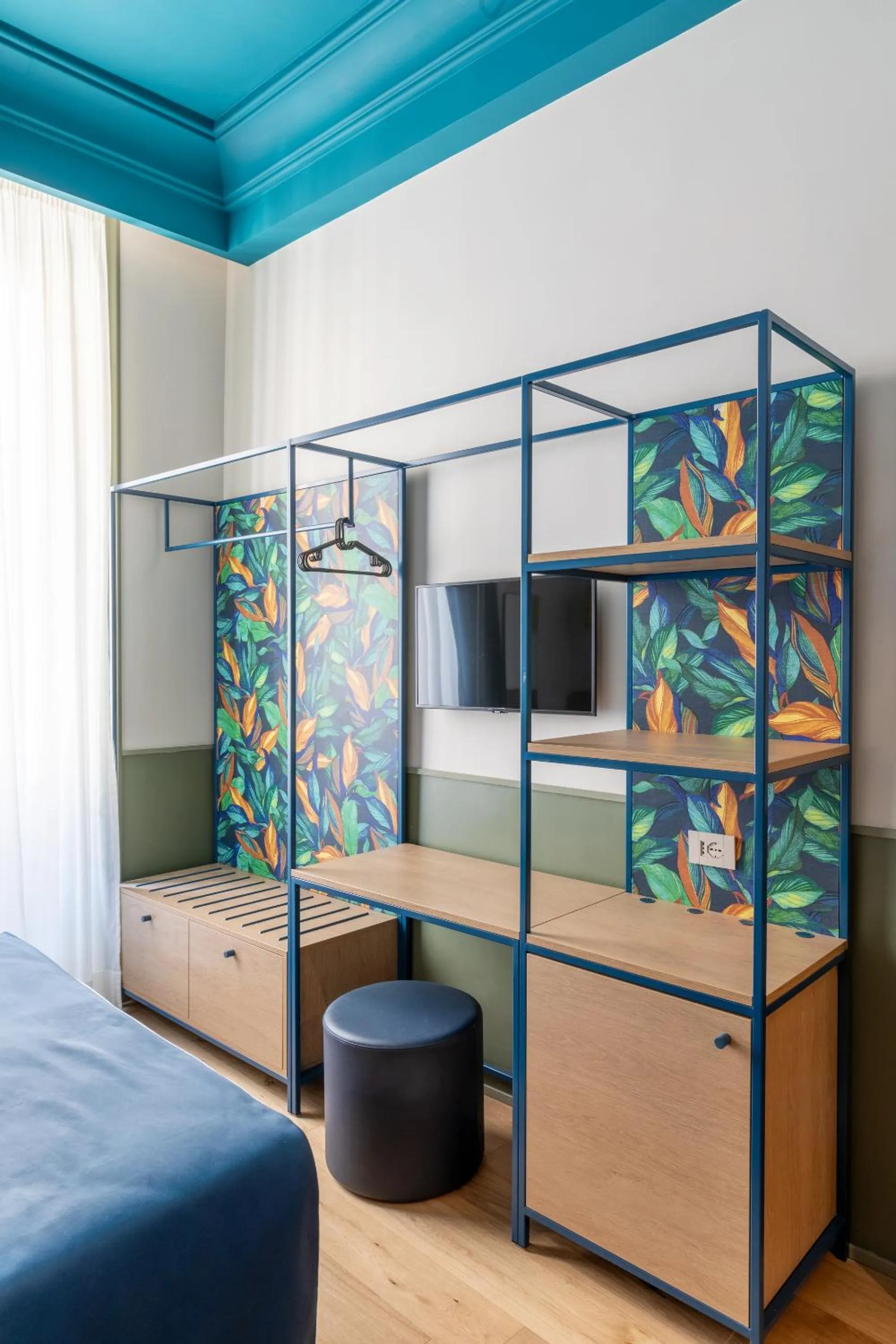 TV and multimedia, Bed in Hotel Montecarlo