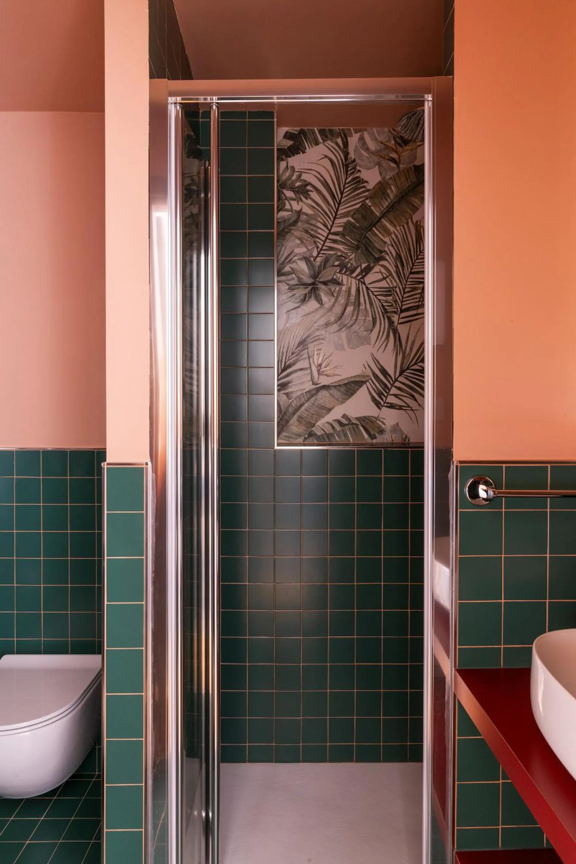 Shower in Hotel Montecarlo