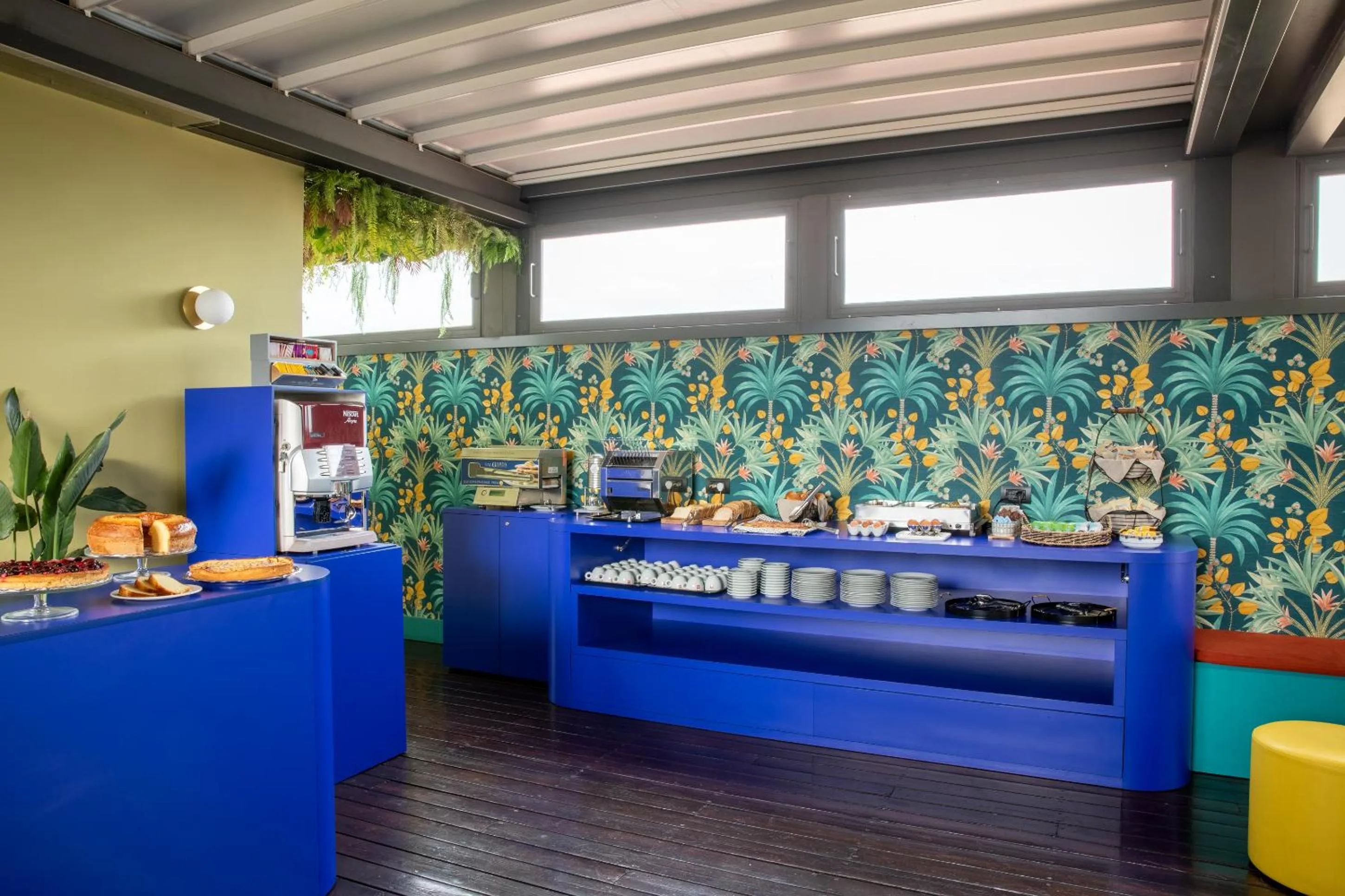 Food and drinks in Hotel Montecarlo