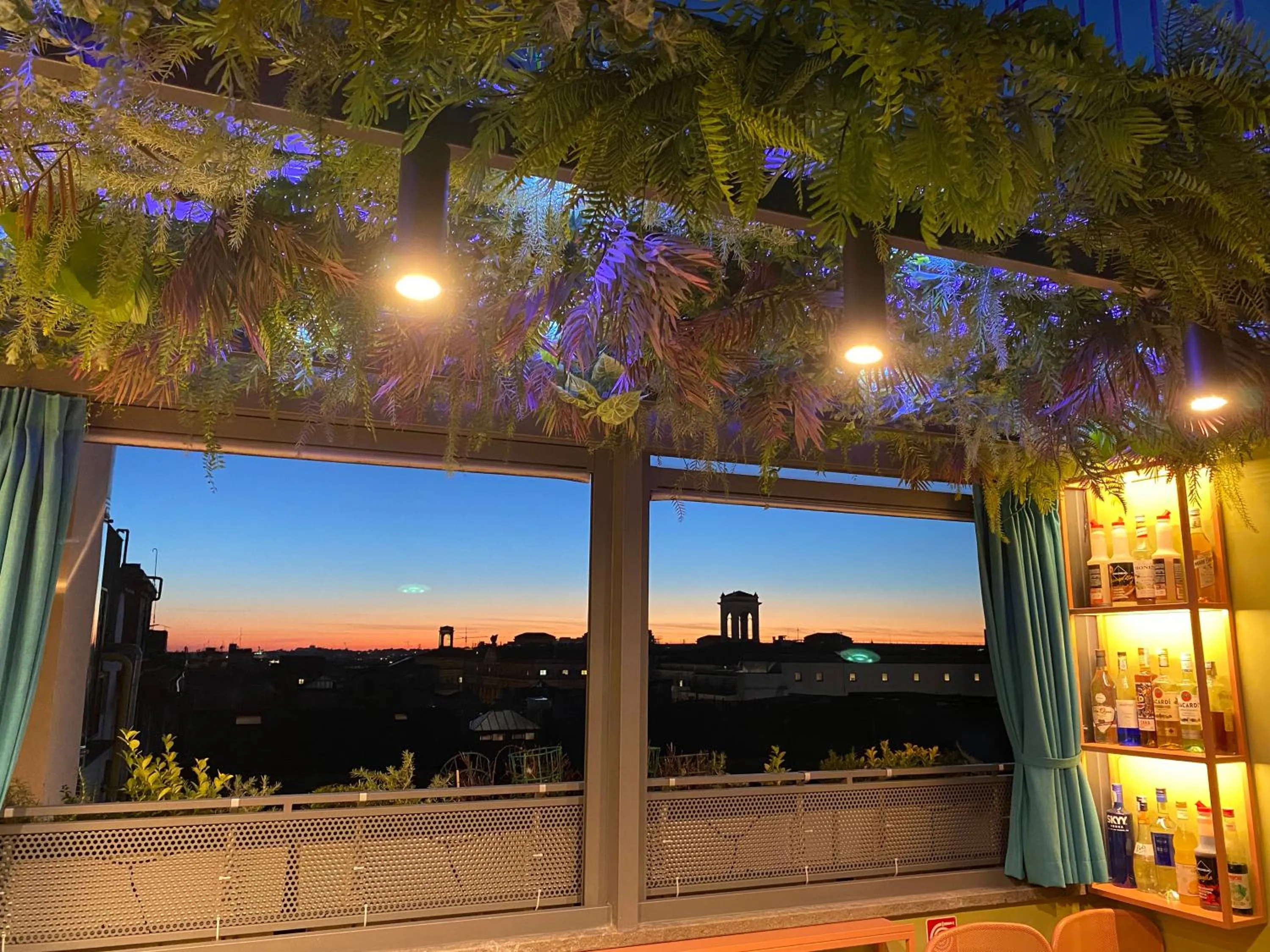 City view in Hotel Montecarlo