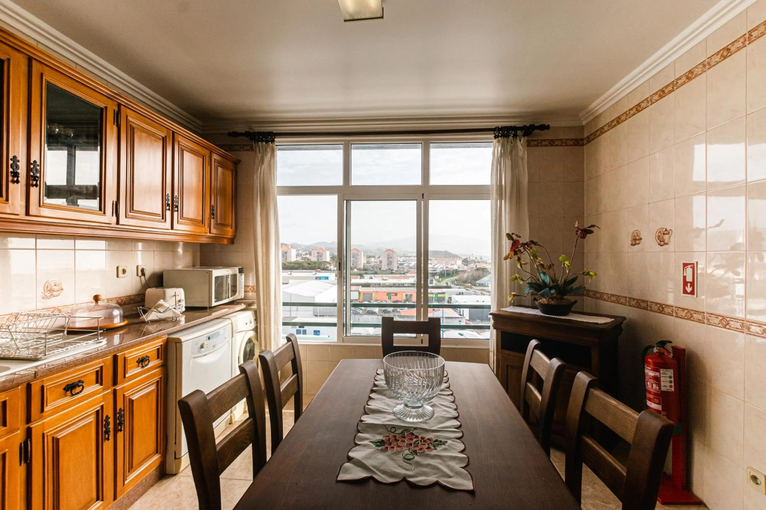 Dining area in Azores Apartment