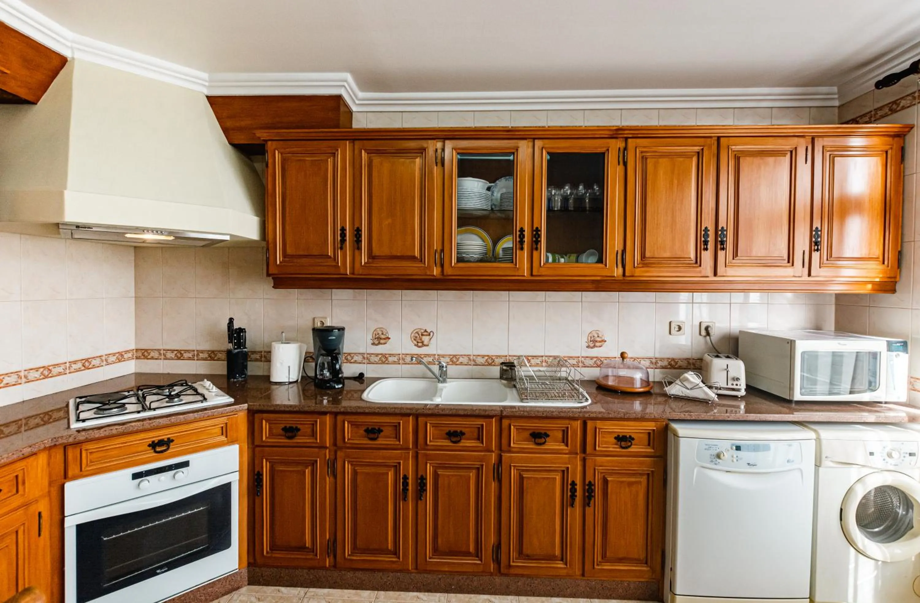 Communal kitchen in Azores Apartment