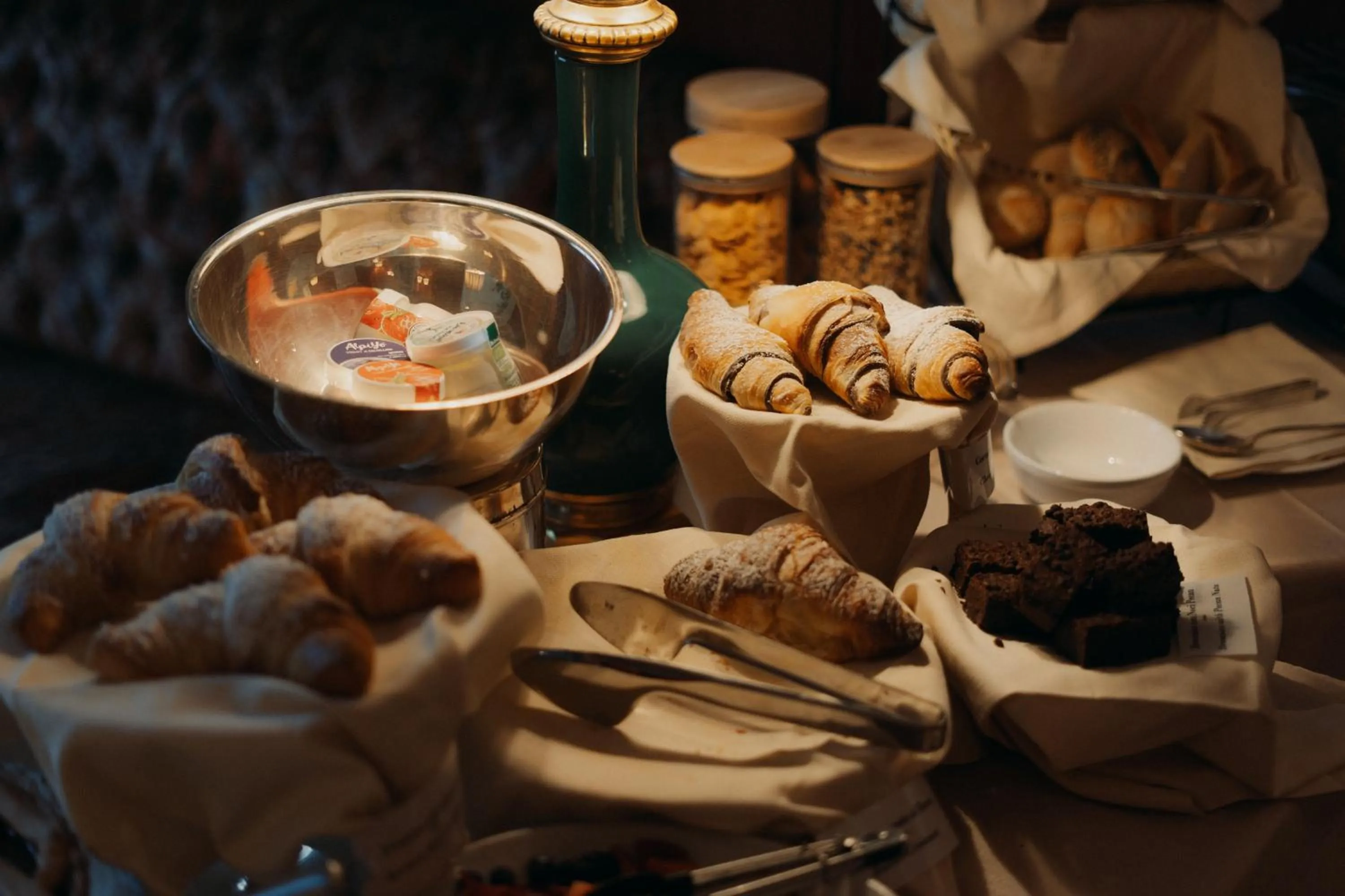 Food and drinks in Hotel Palazzo Guiscardo Pietrasanta