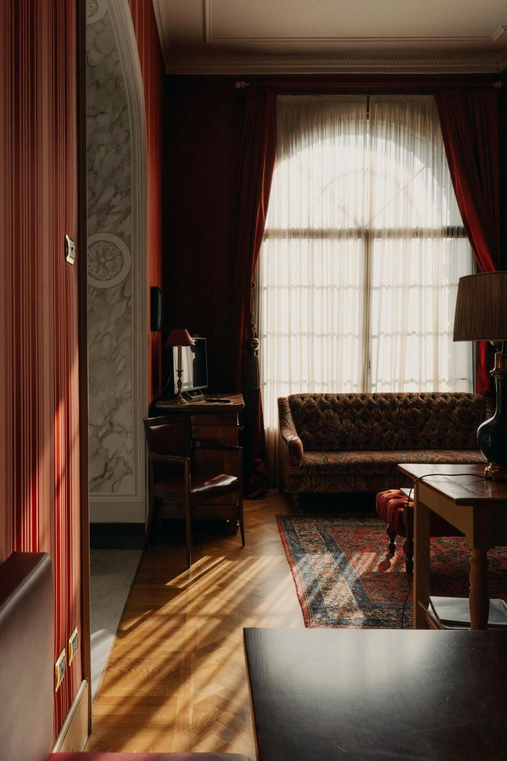 Communal lounge/ TV room in Hotel Palazzo Guiscardo Pietrasanta