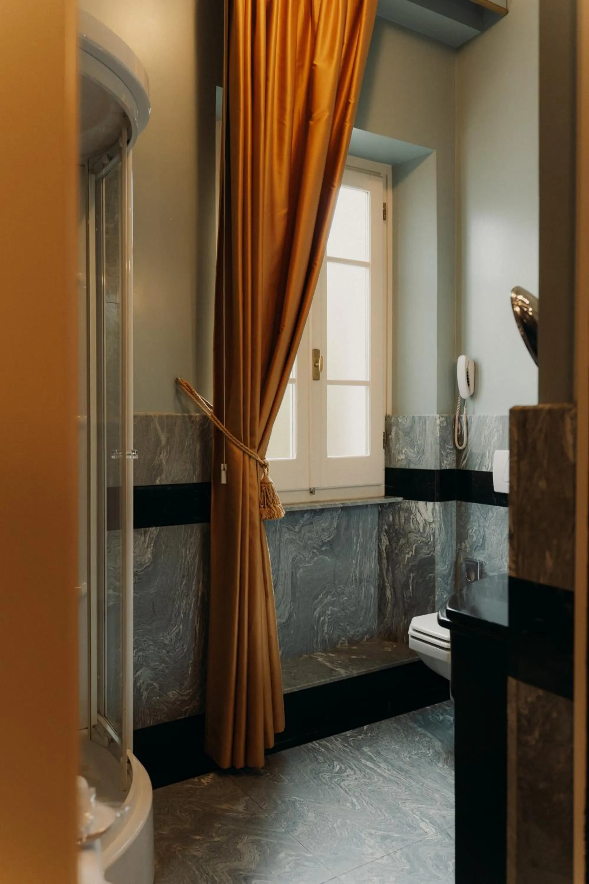 Bathroom in Hotel Palazzo Guiscardo Pietrasanta