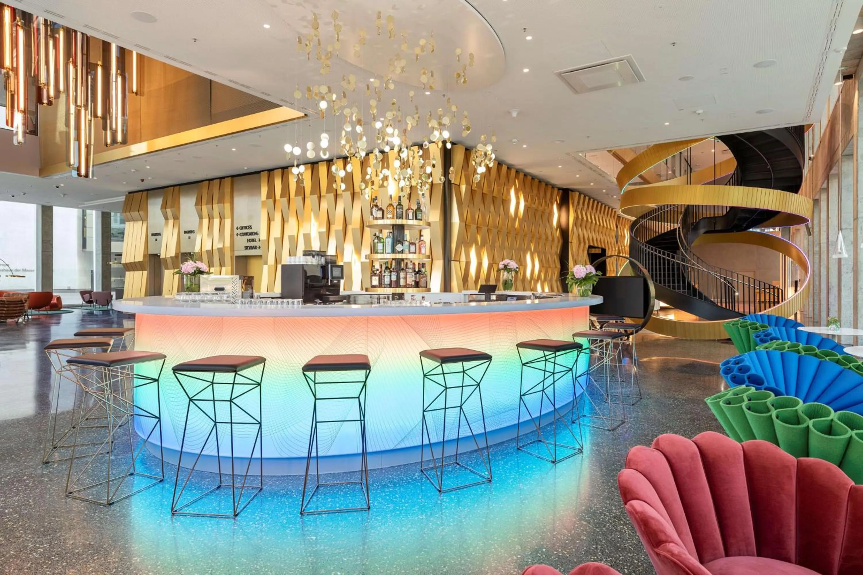 Restaurant/places to eat in nhow Frankfurt