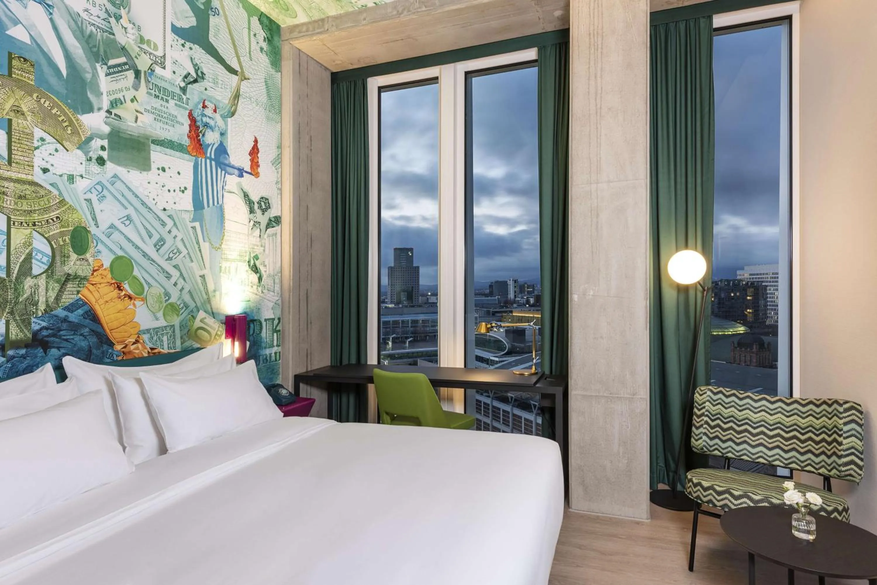 Bedroom, Bed in nhow Frankfurt