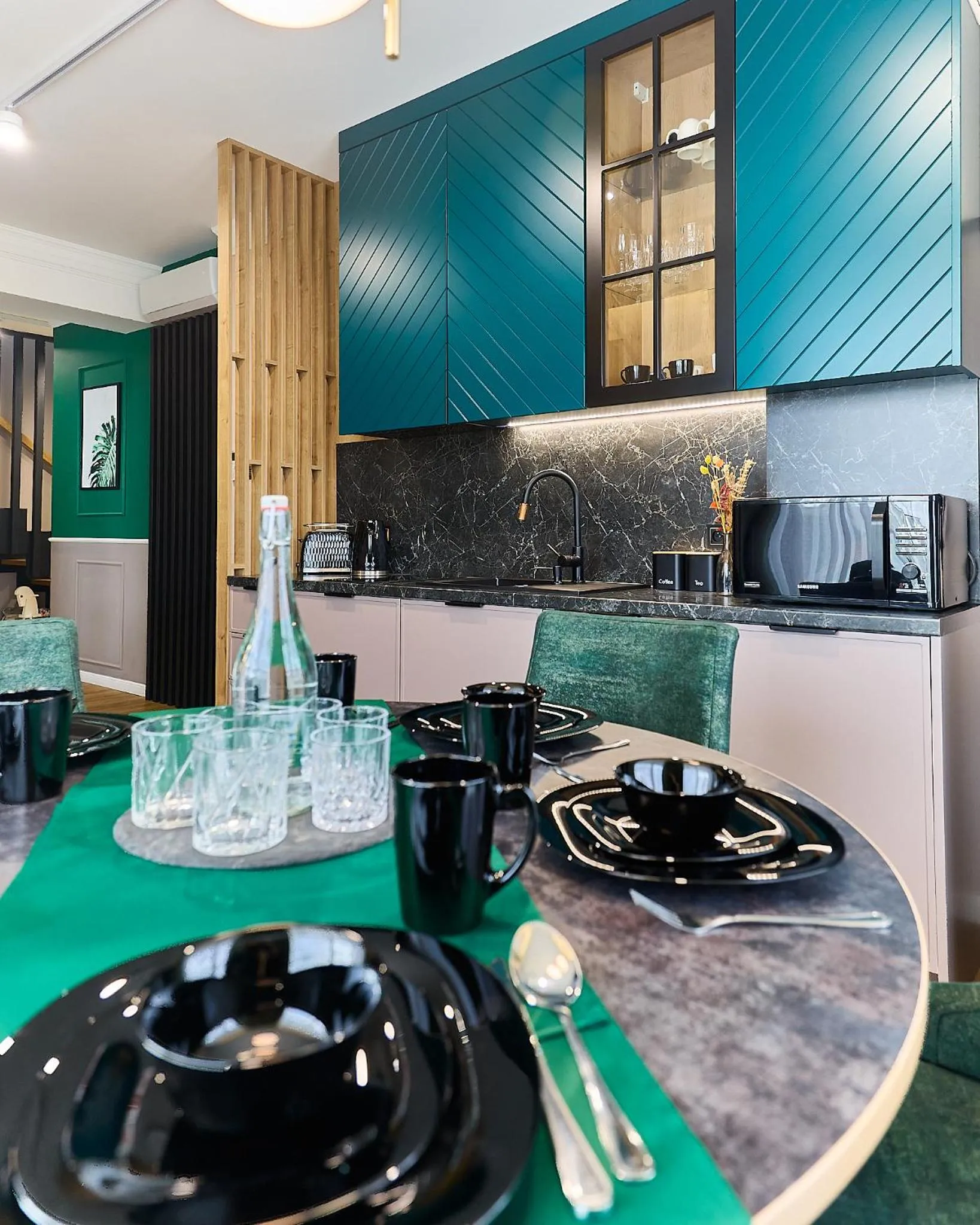 Kitchen or kitchenette in Aparthotel Green Concrete