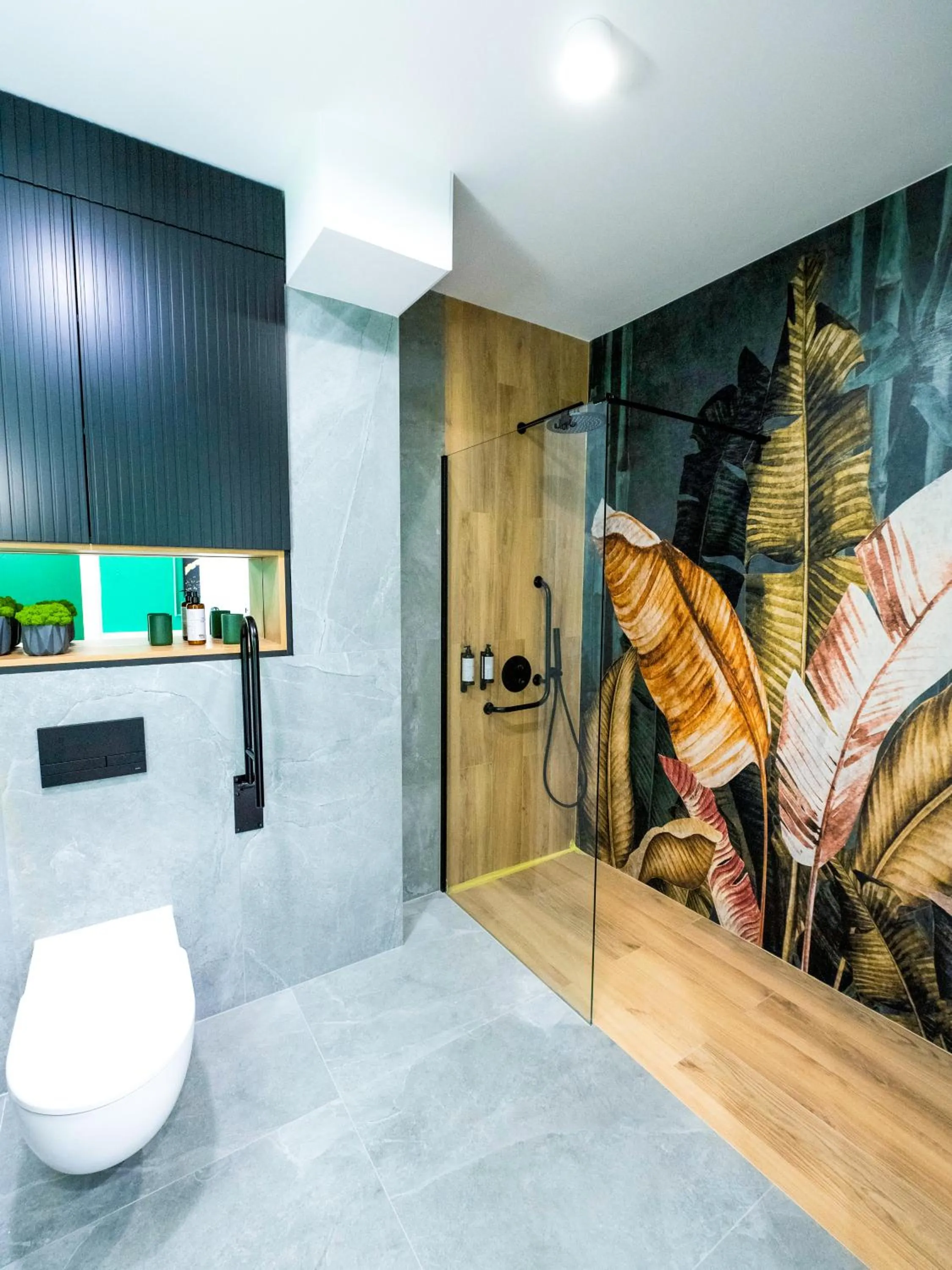 Shower in Aparthotel Green Concrete - ekologiczne apartamenty premium ze strefą Wellness