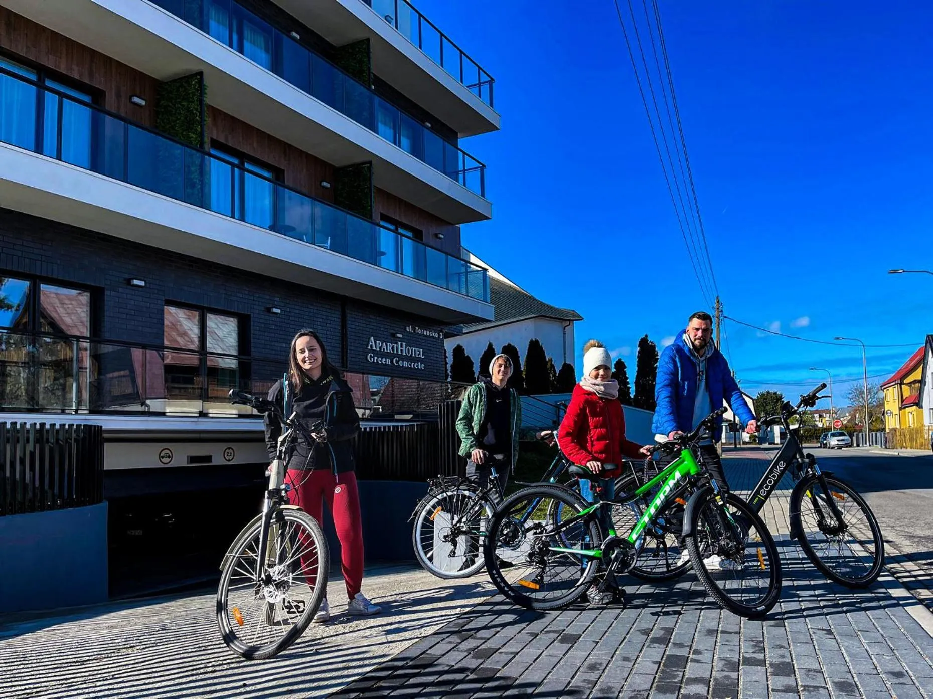 Cycling in Aparthotel Green Concrete - ekologiczne apartamenty premium ze strefą Wellness