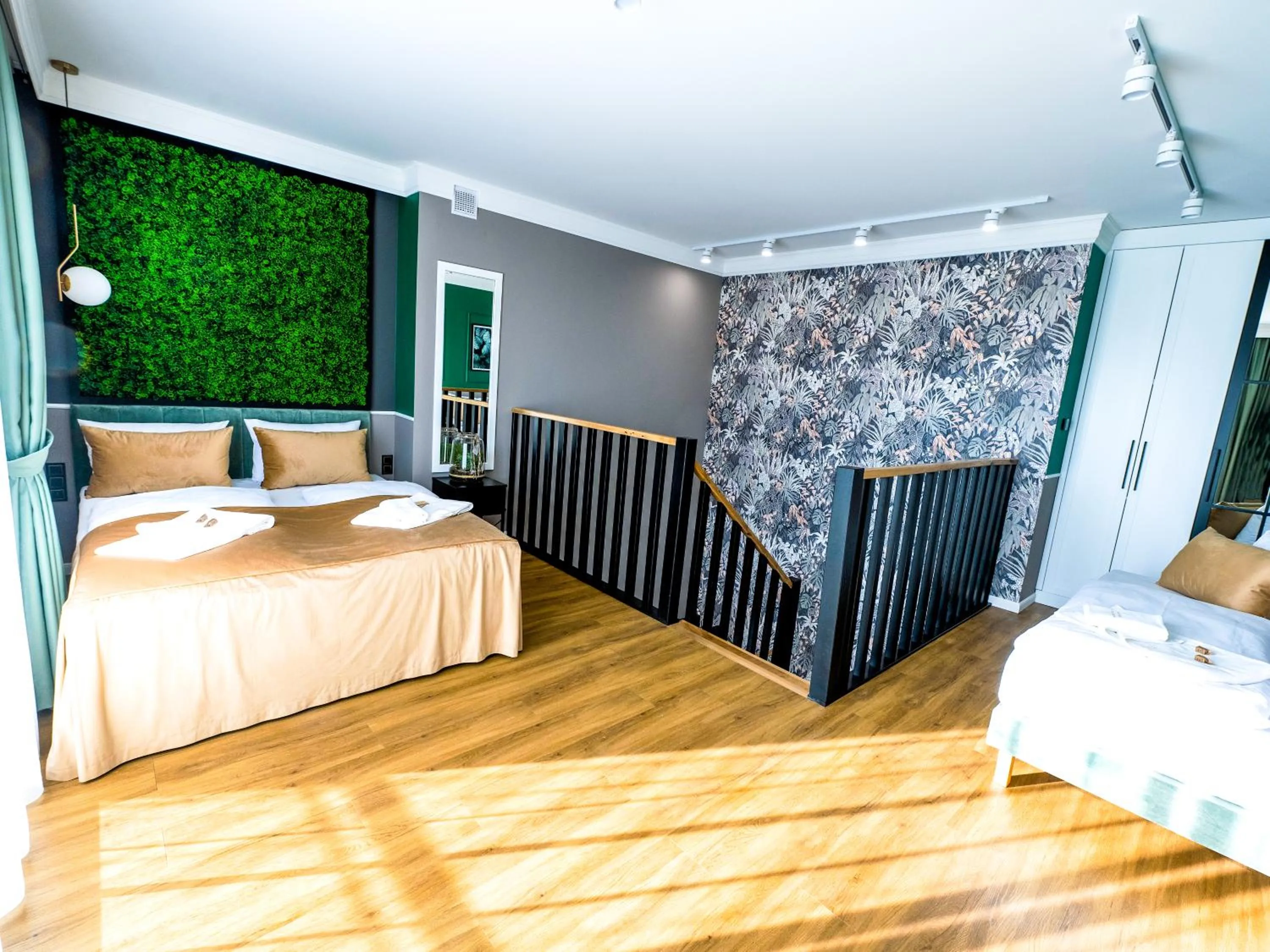 Bed in Aparthotel Green Concrete - ekologiczne apartamenty premium ze strefą Wellness