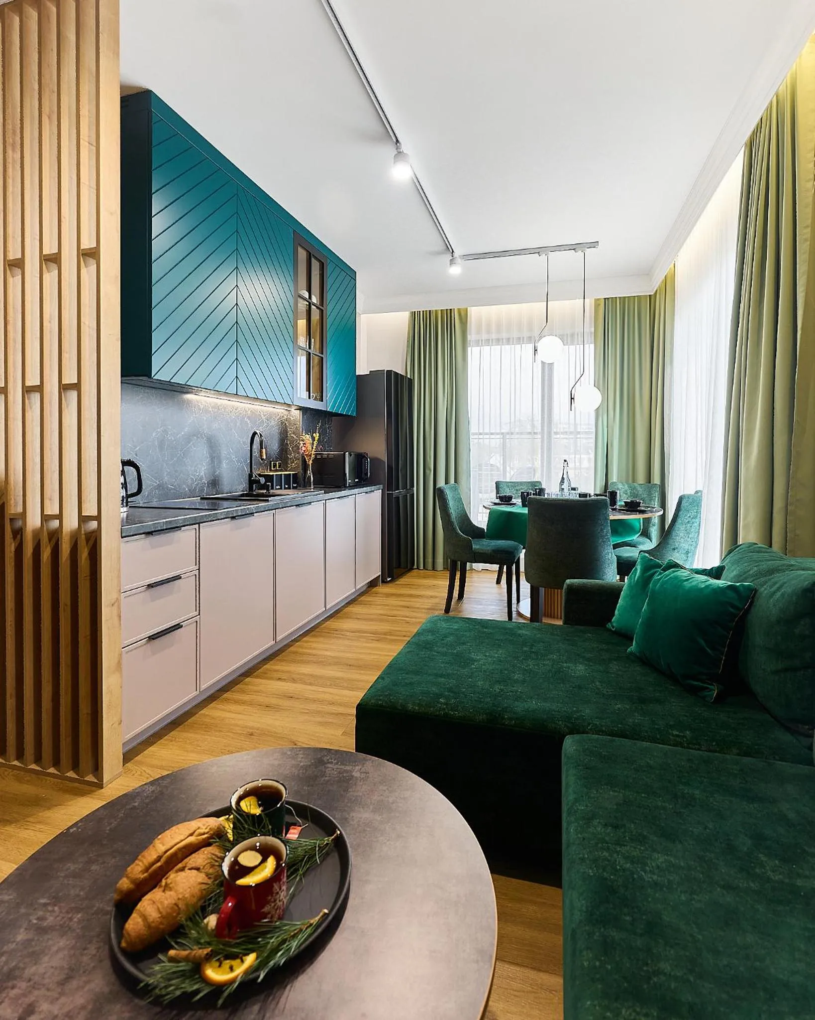 Kitchen or kitchenette in Aparthotel Green Concrete