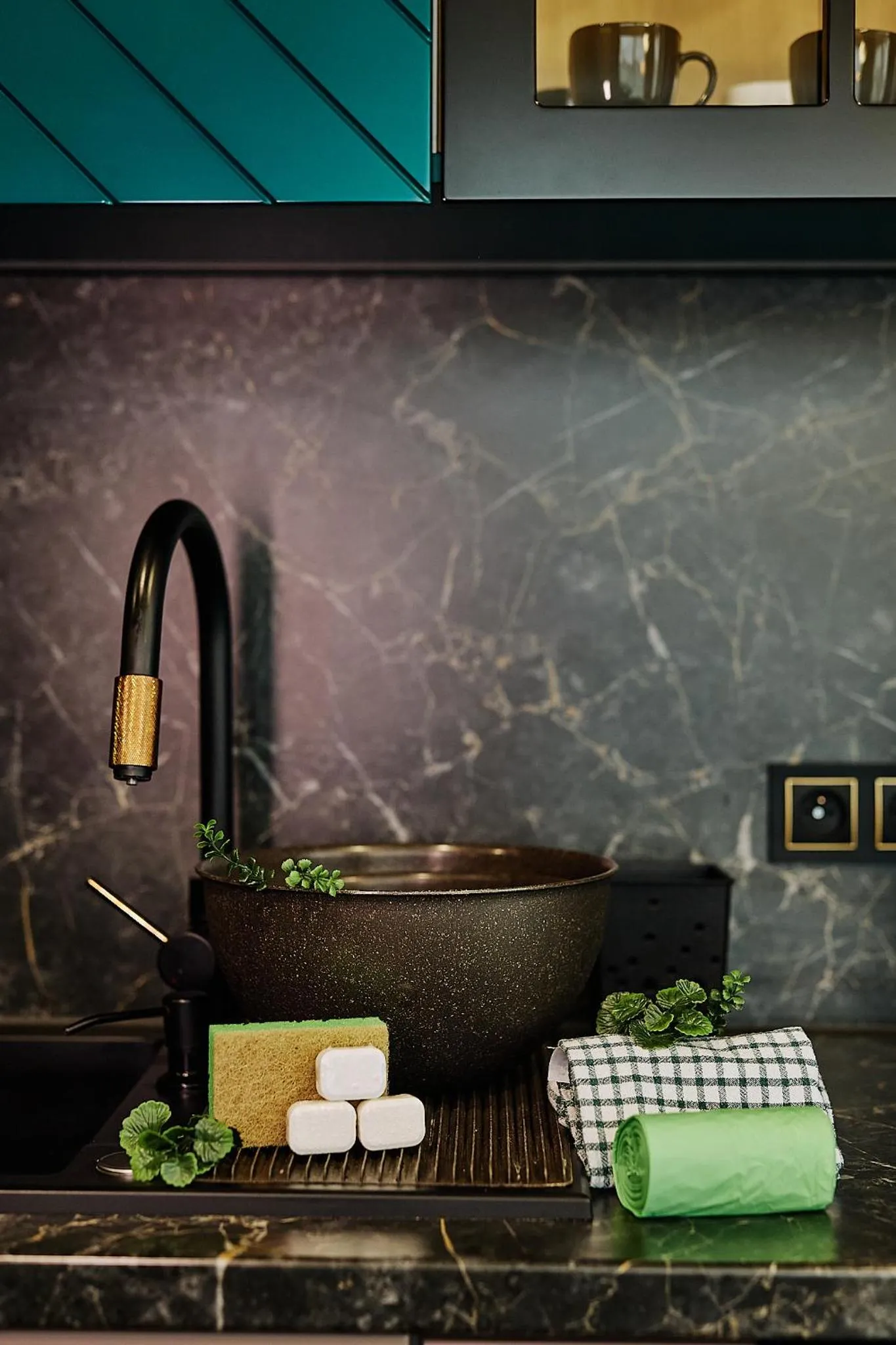 Kitchen or kitchenette in Aparthotel Green Concrete