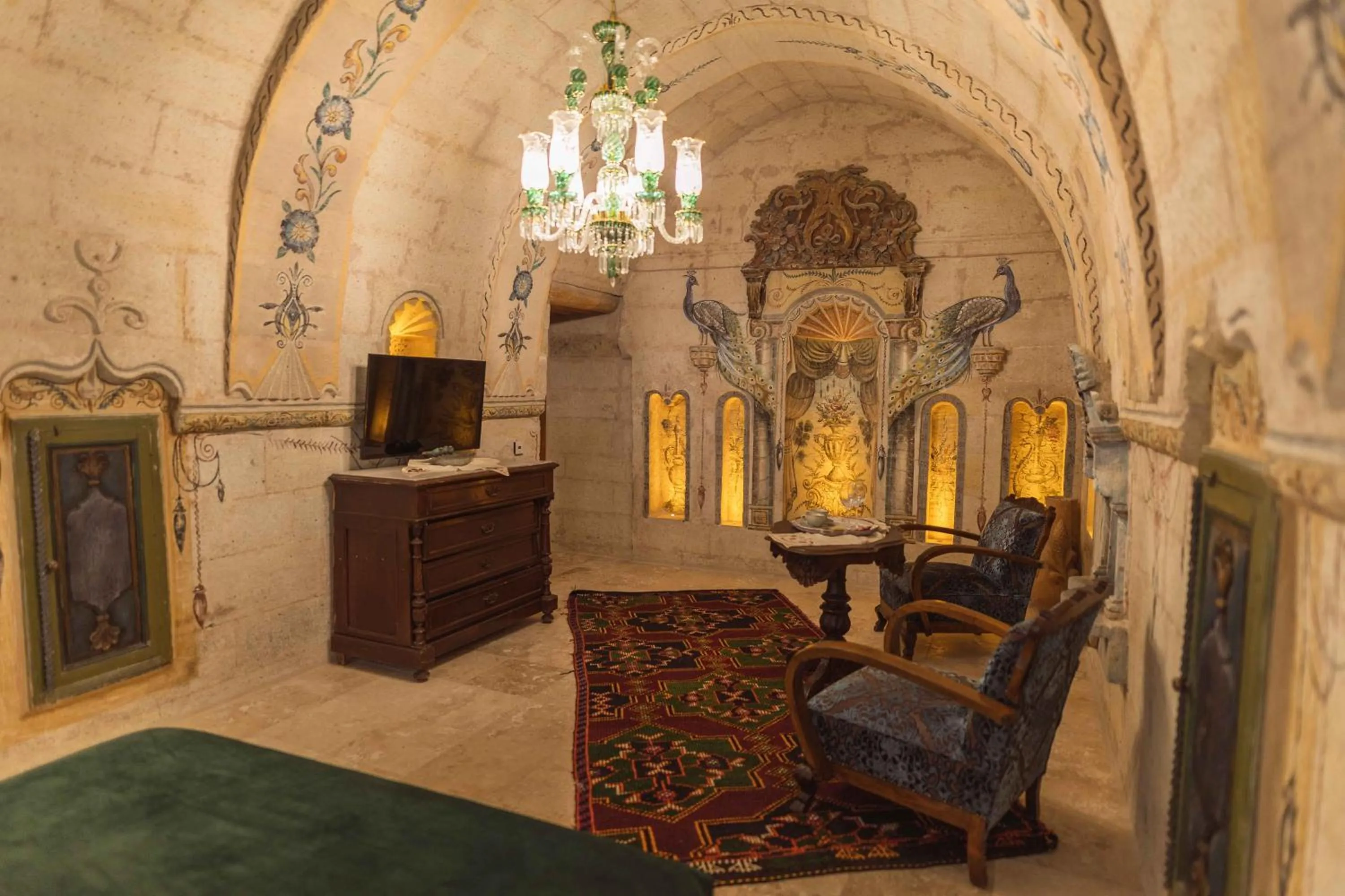 Seating area in Solo Cave Suites