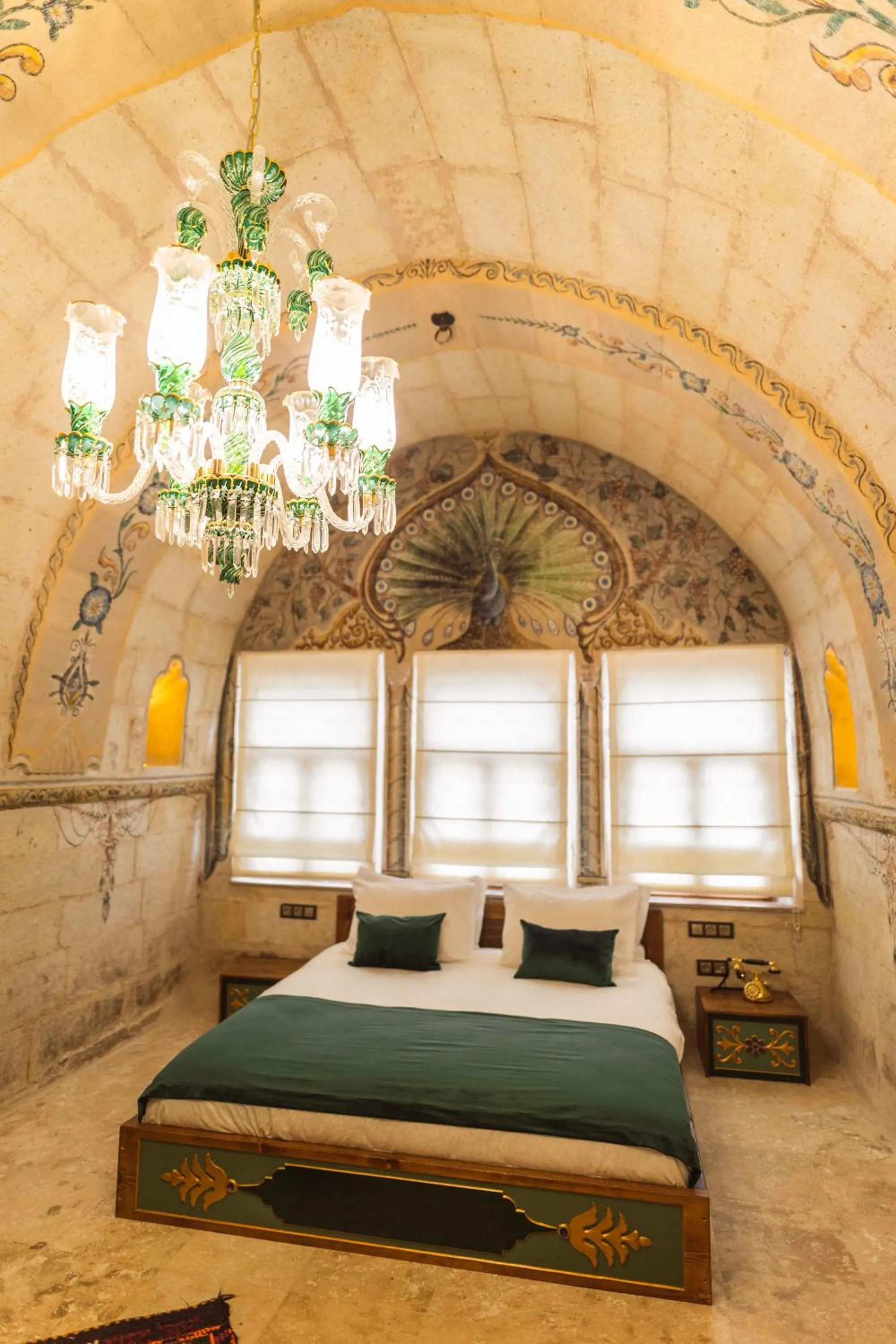 Living room, Bed in Solo Cave Suites