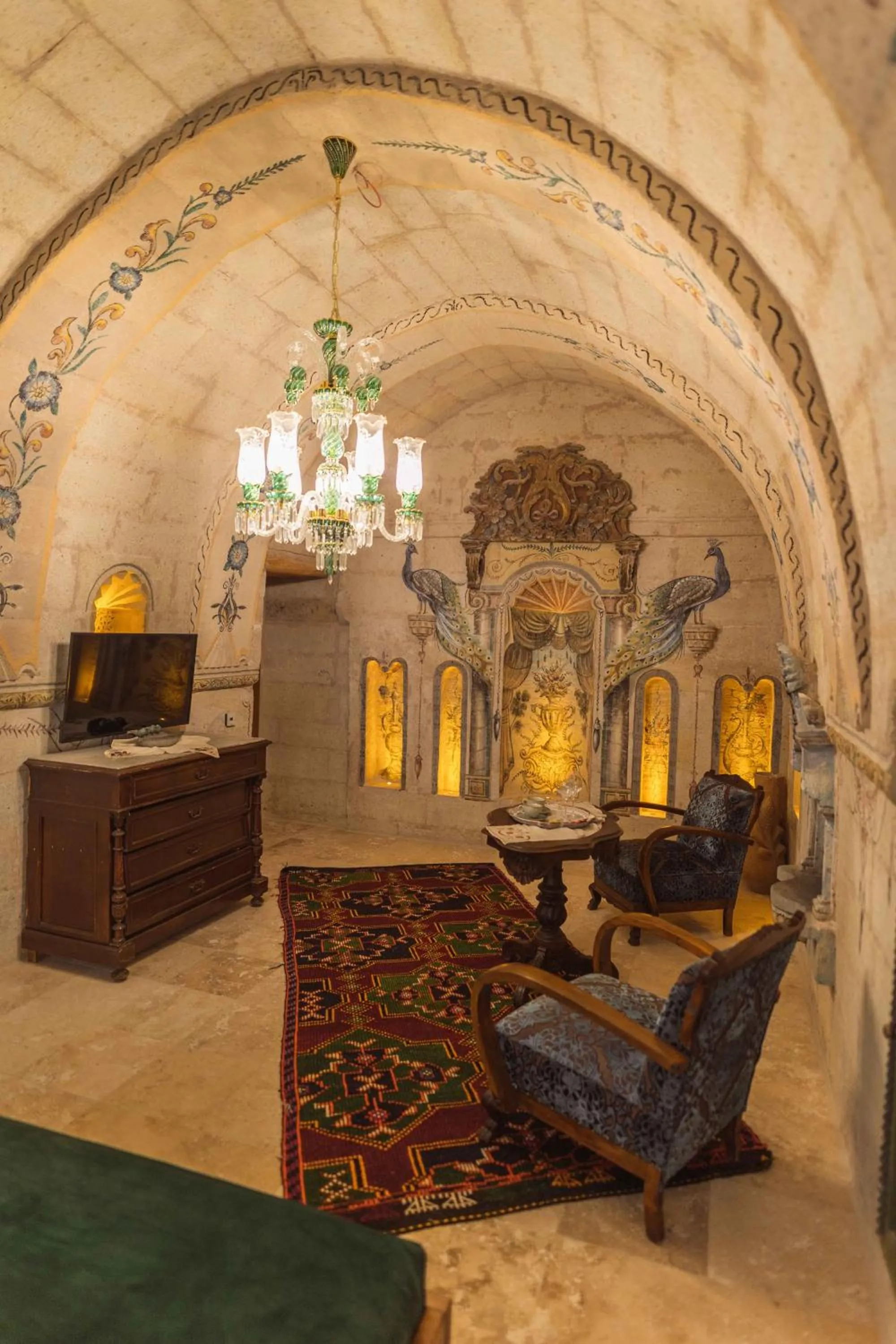 flat iron in Solo Cave Suites