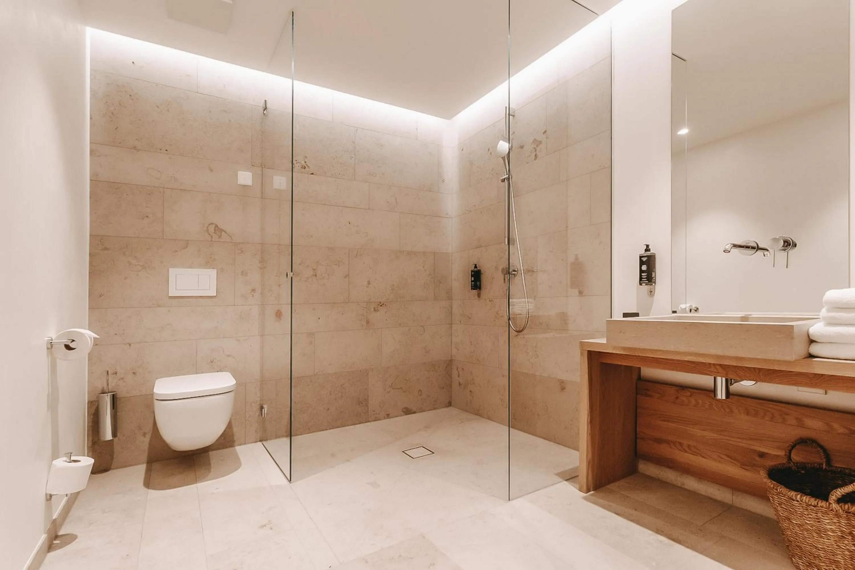 Shower in Naturhotel Die Maise