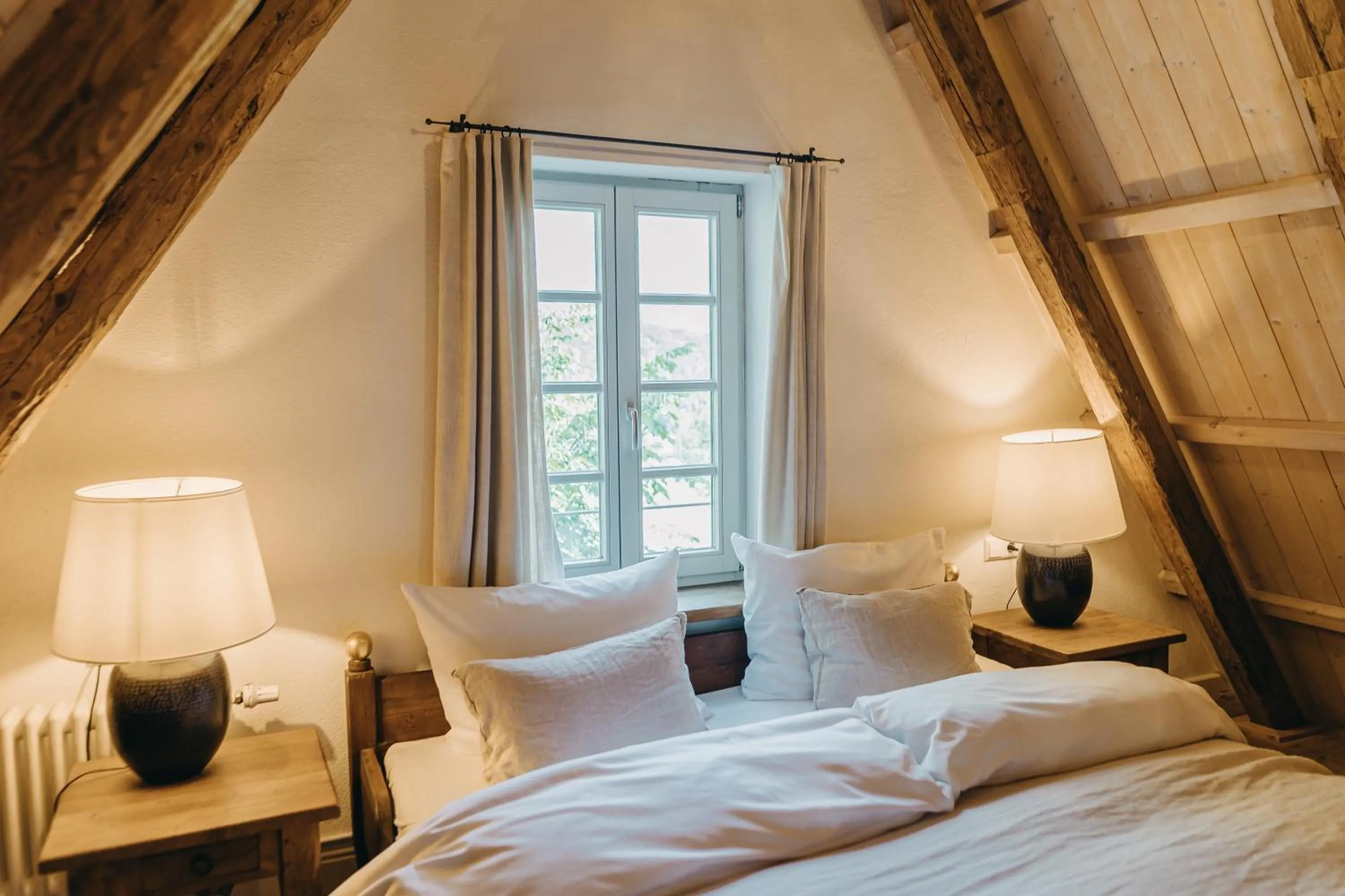 Bed in Naturhotel Die Maise