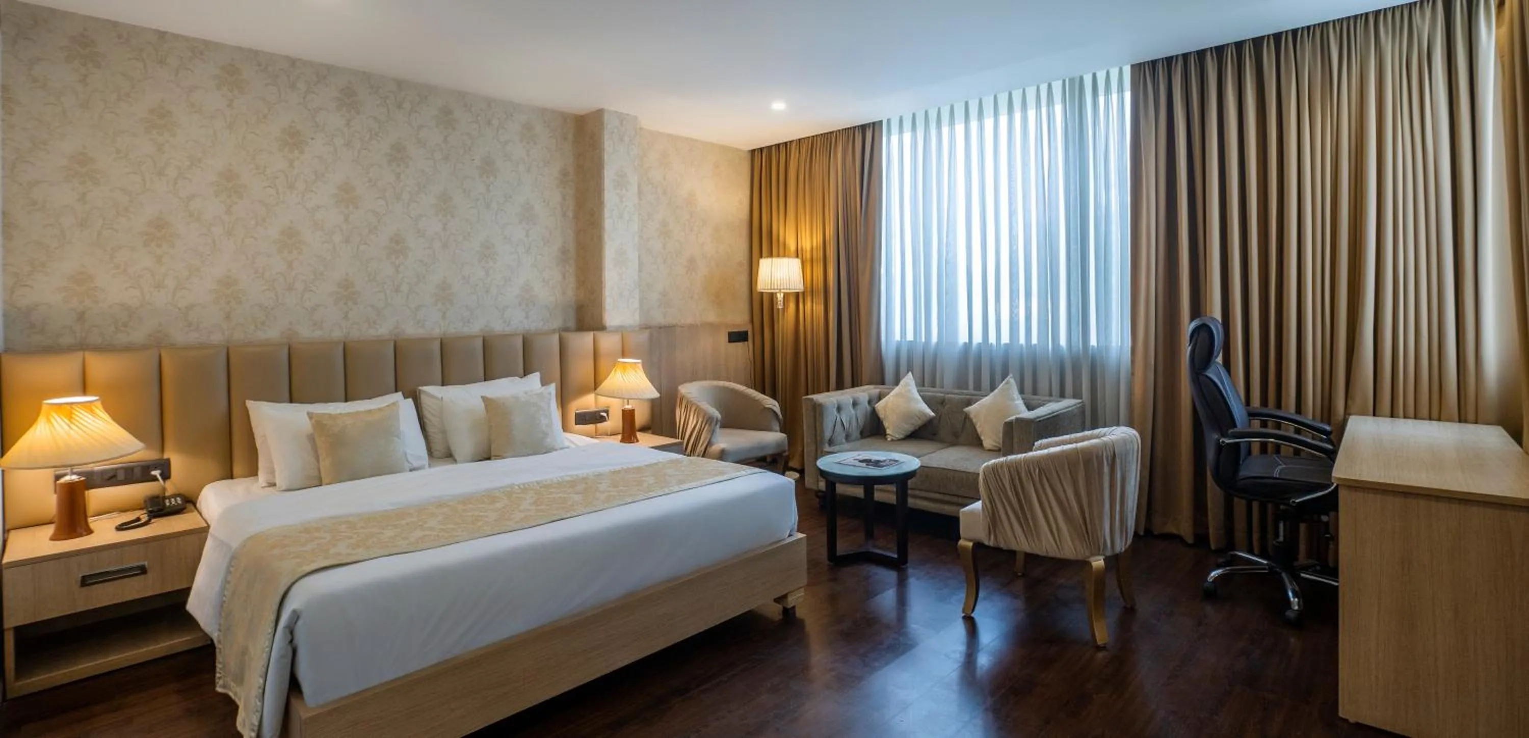 Bedroom, Bed in The Woodbury