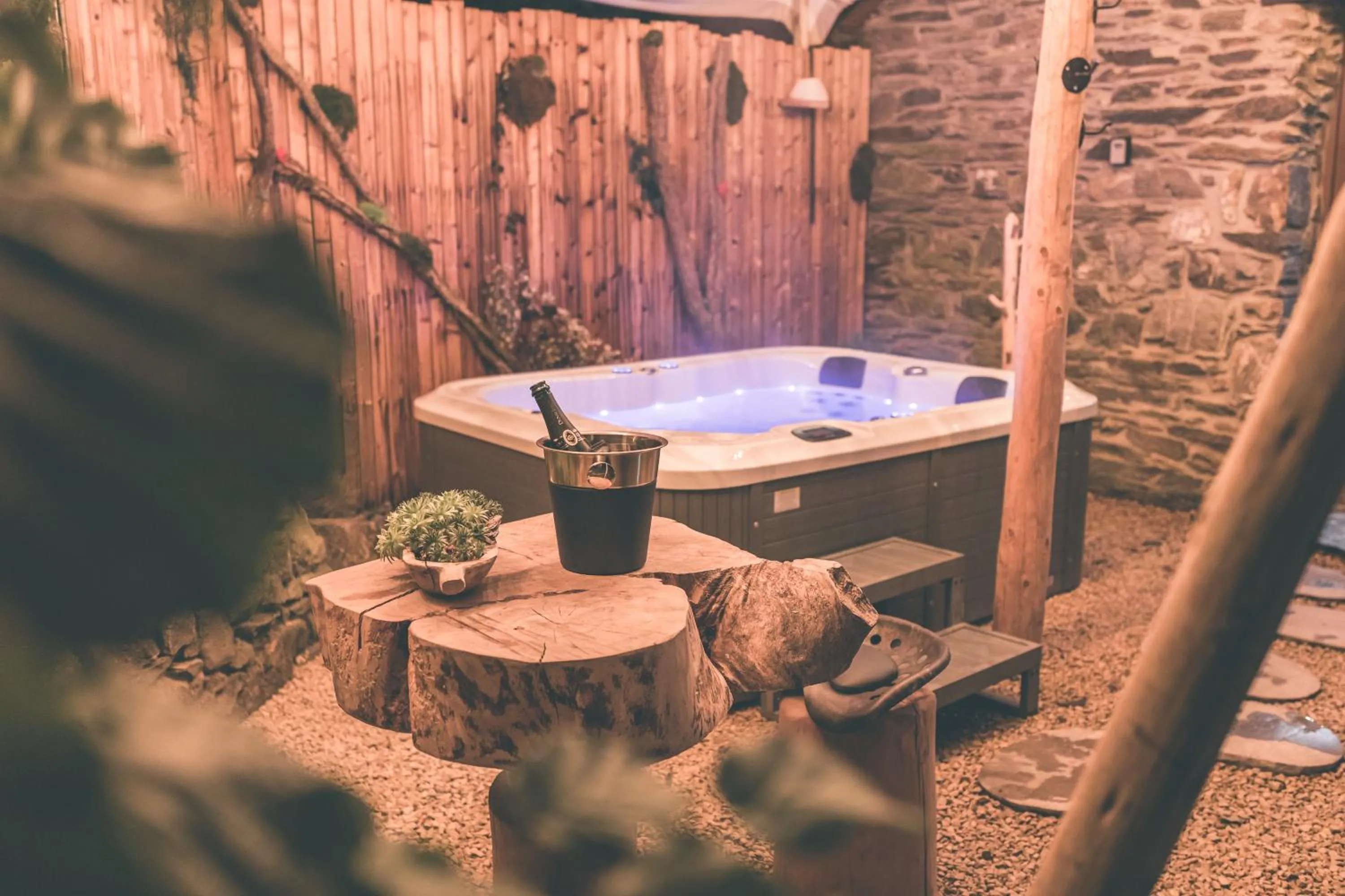 Romantic Getaway - Sauna and Jacuzzi - El Clandestino