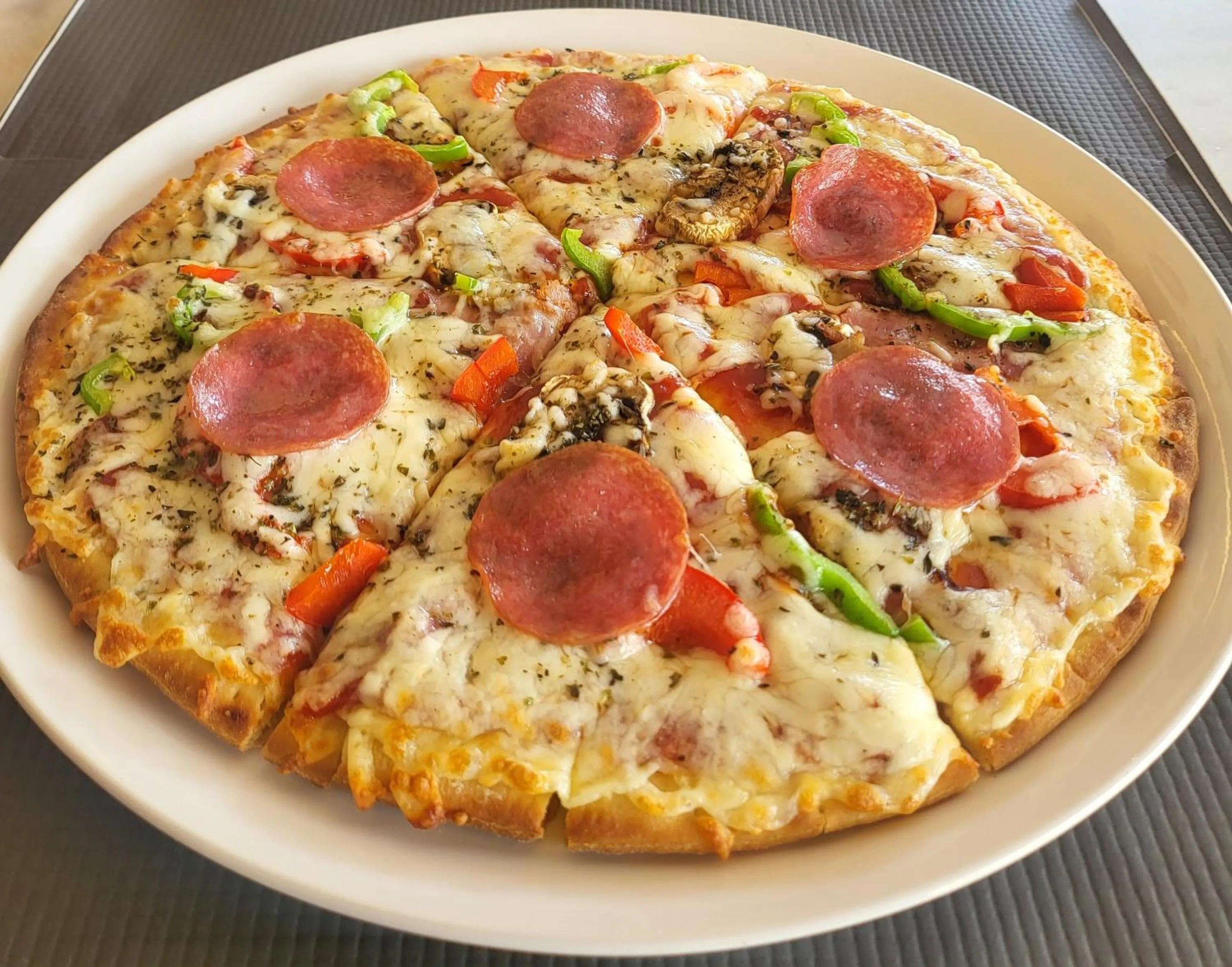 Restaurant/places to eat in Secret Garden Hotel