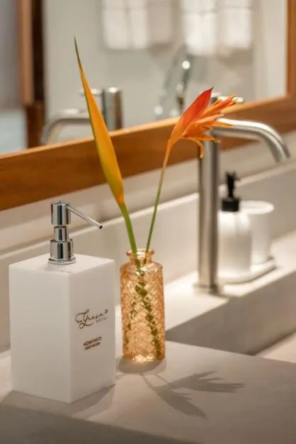 Bathroom in DA GRAÇA HOTEL