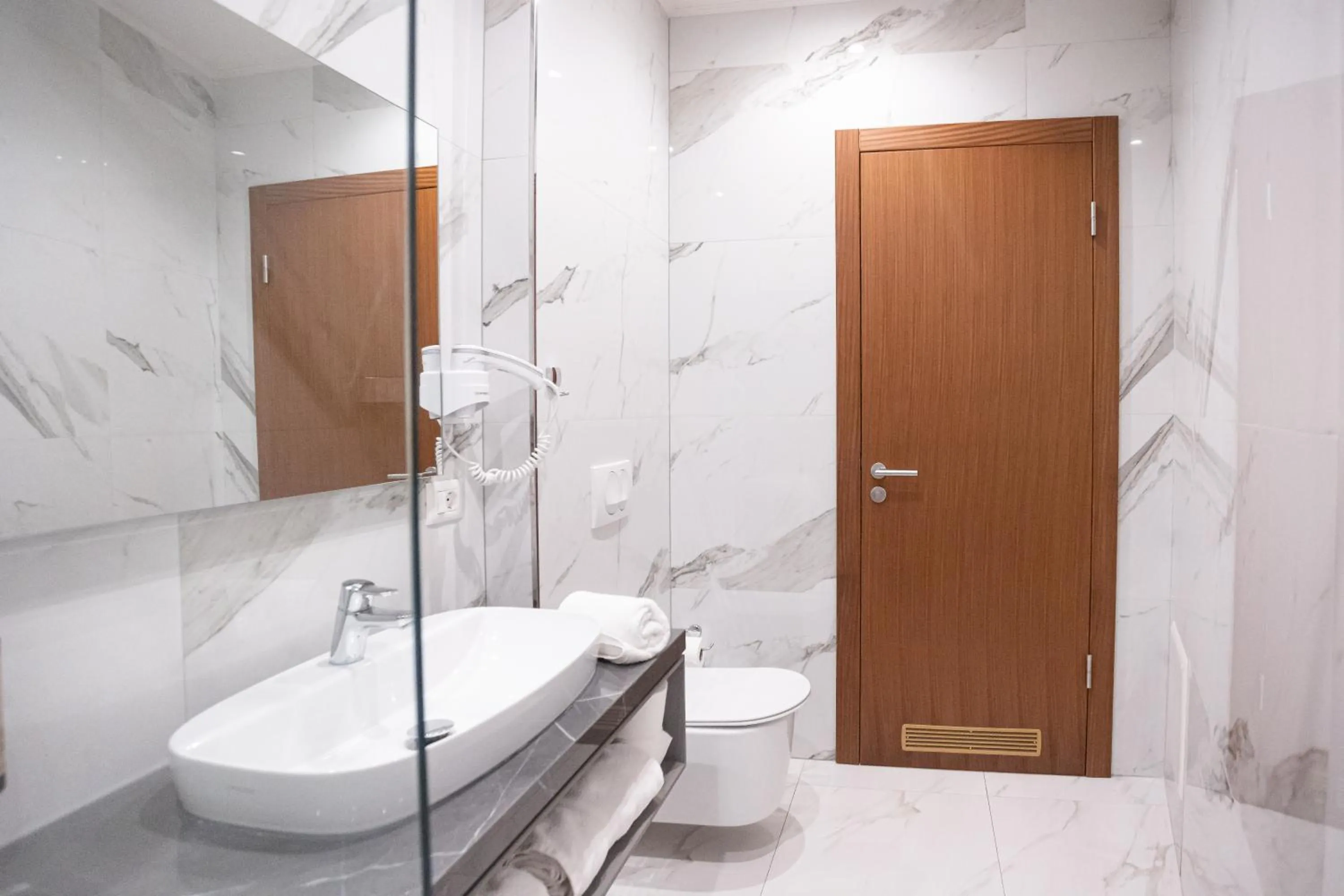 Bathroom in AMR Hotel - Durres