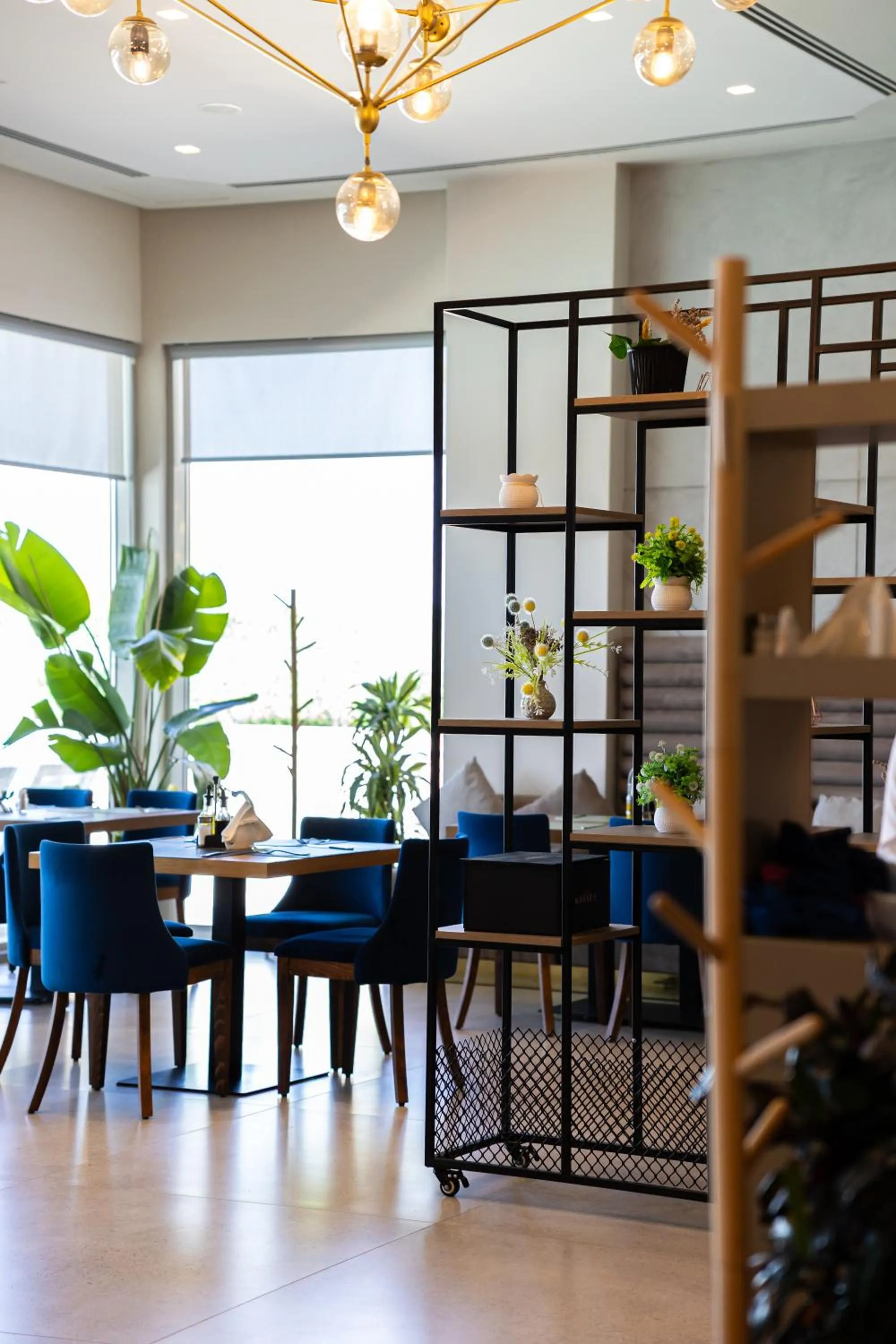 Restaurant/places to eat in AMR Hotel - Durres