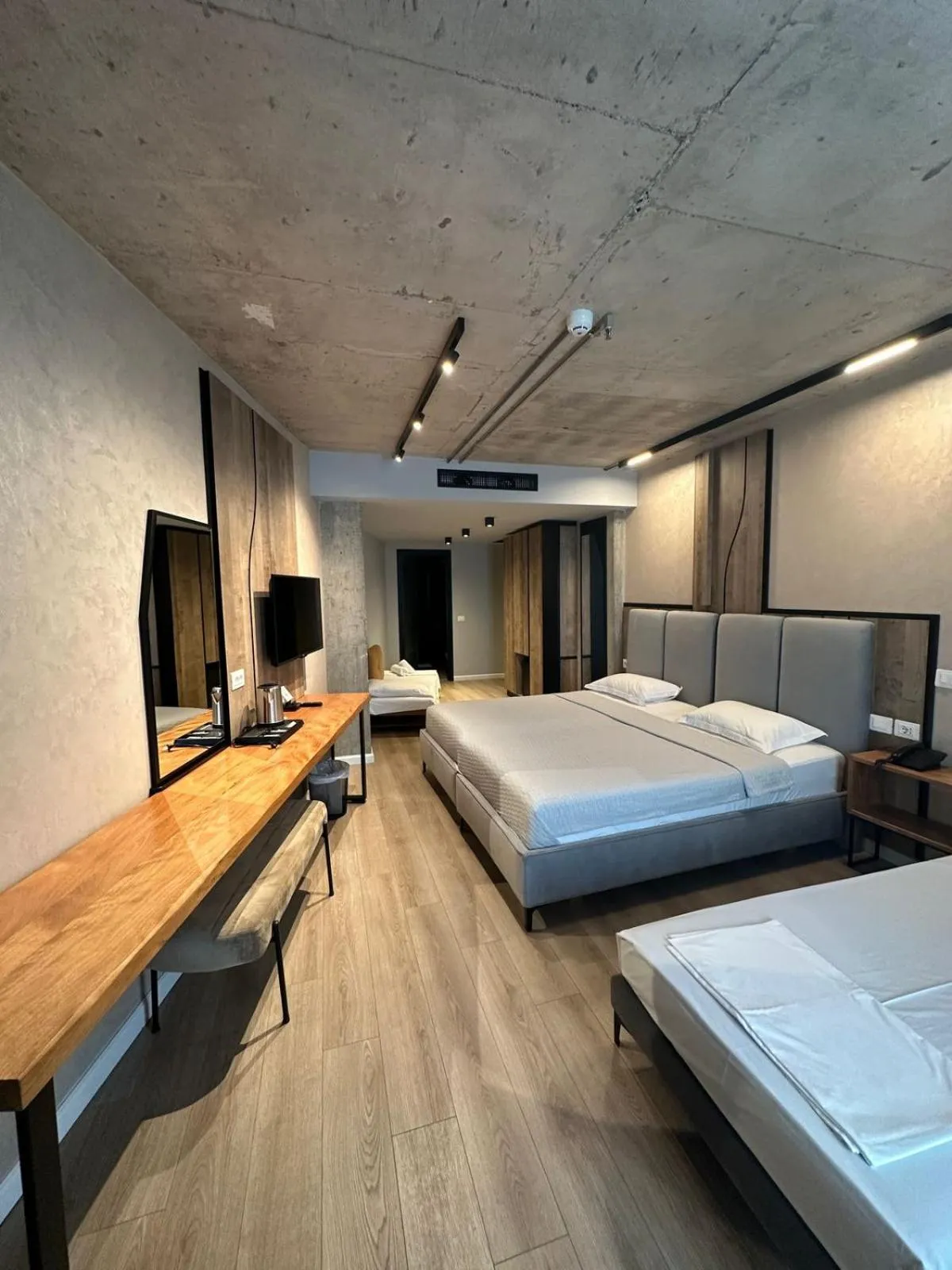 Bedroom, Bed in AMR Hotel - Durres