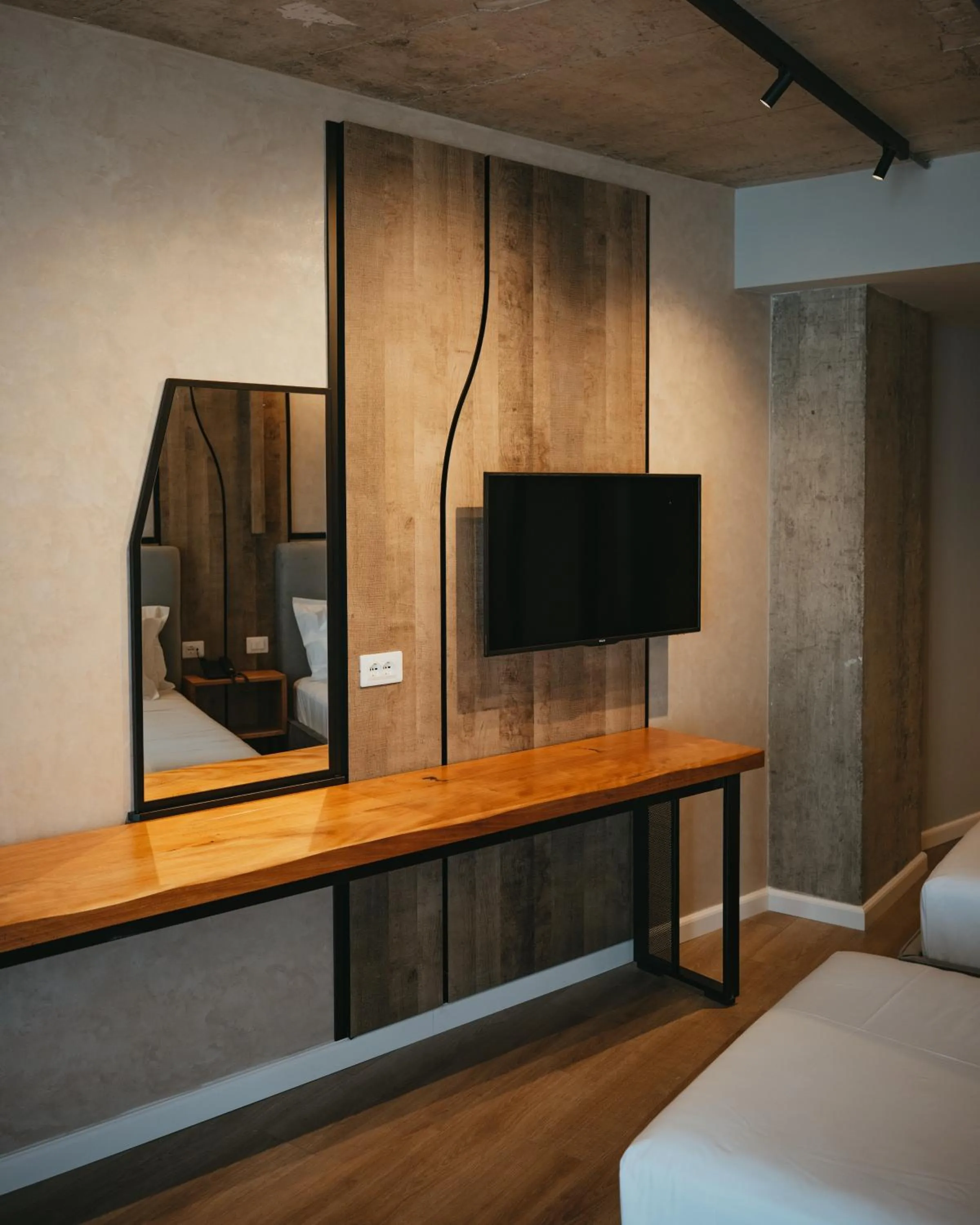 TV and multimedia, Bed in AMR Hotel - Durres