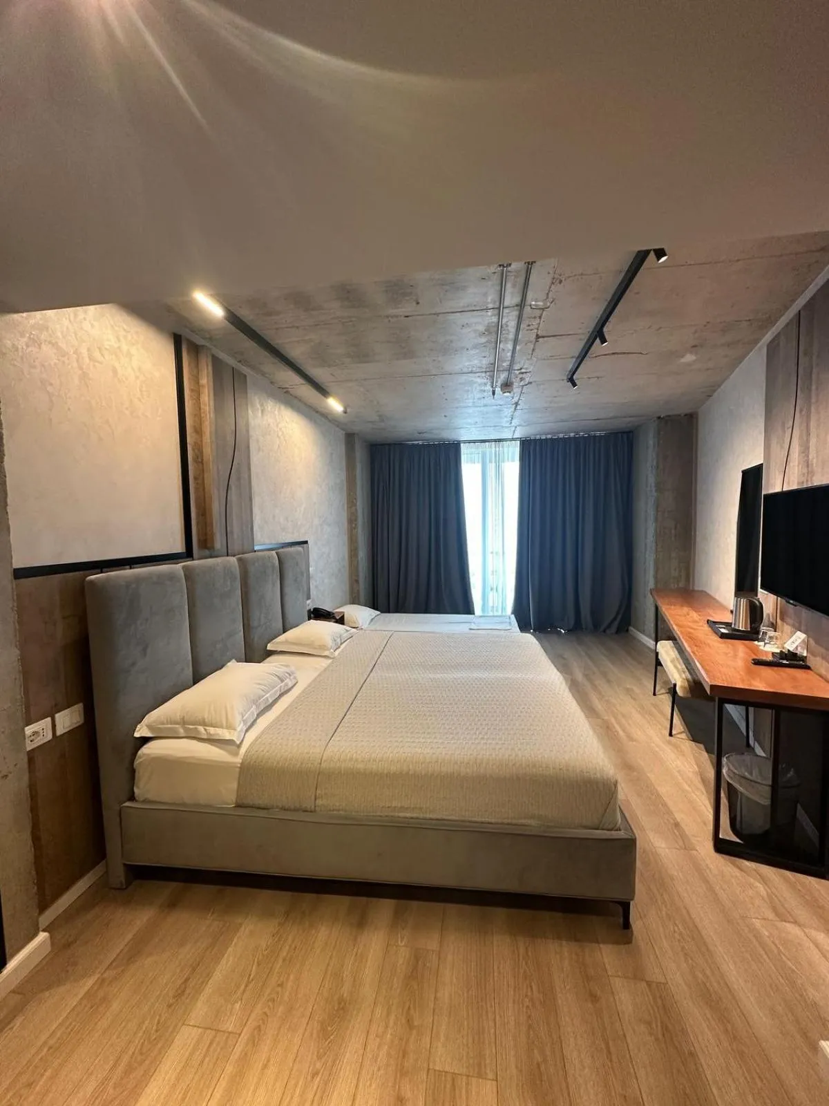 Bedroom, Bed in AMR Hotel - Durres