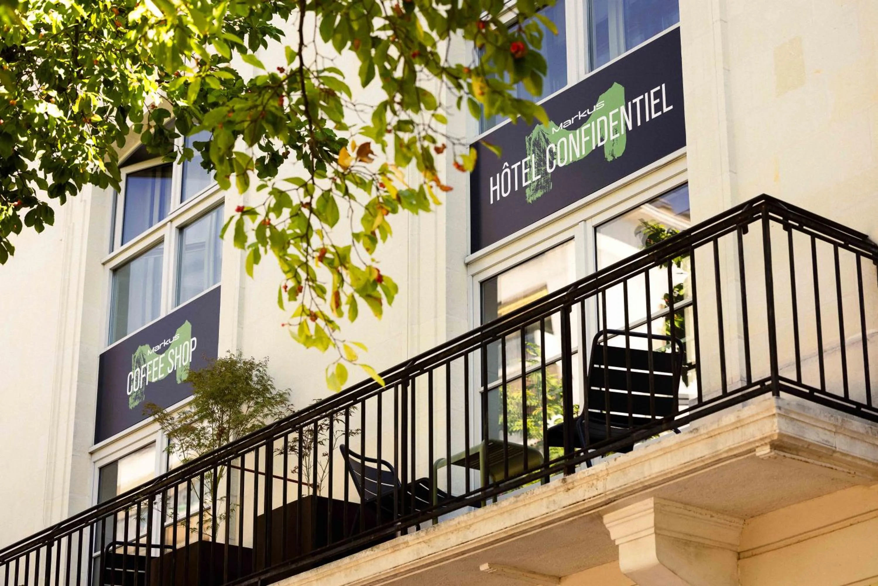 Property building in Markus