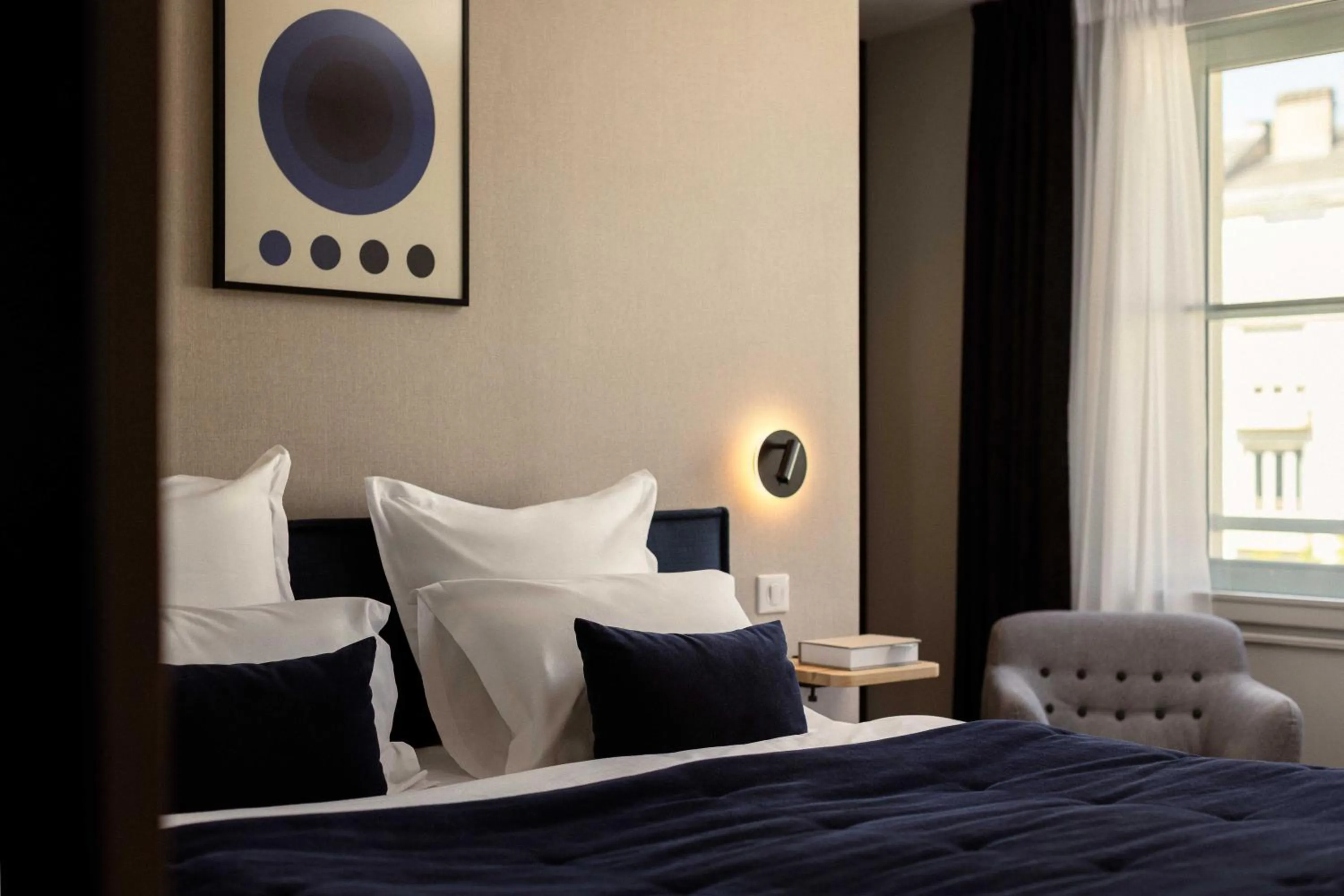 Bedroom, Bed in Markus