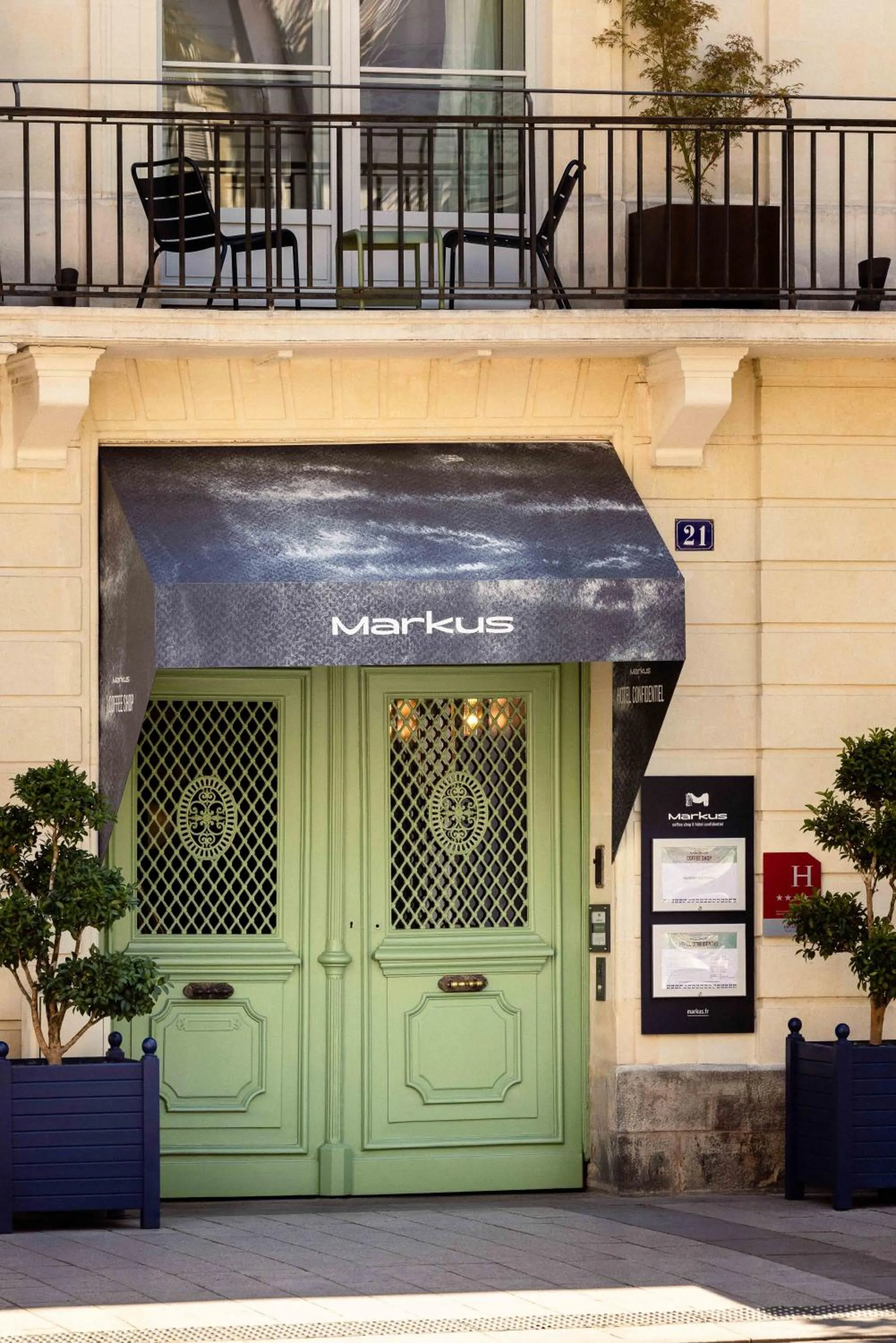 Property building in Markus