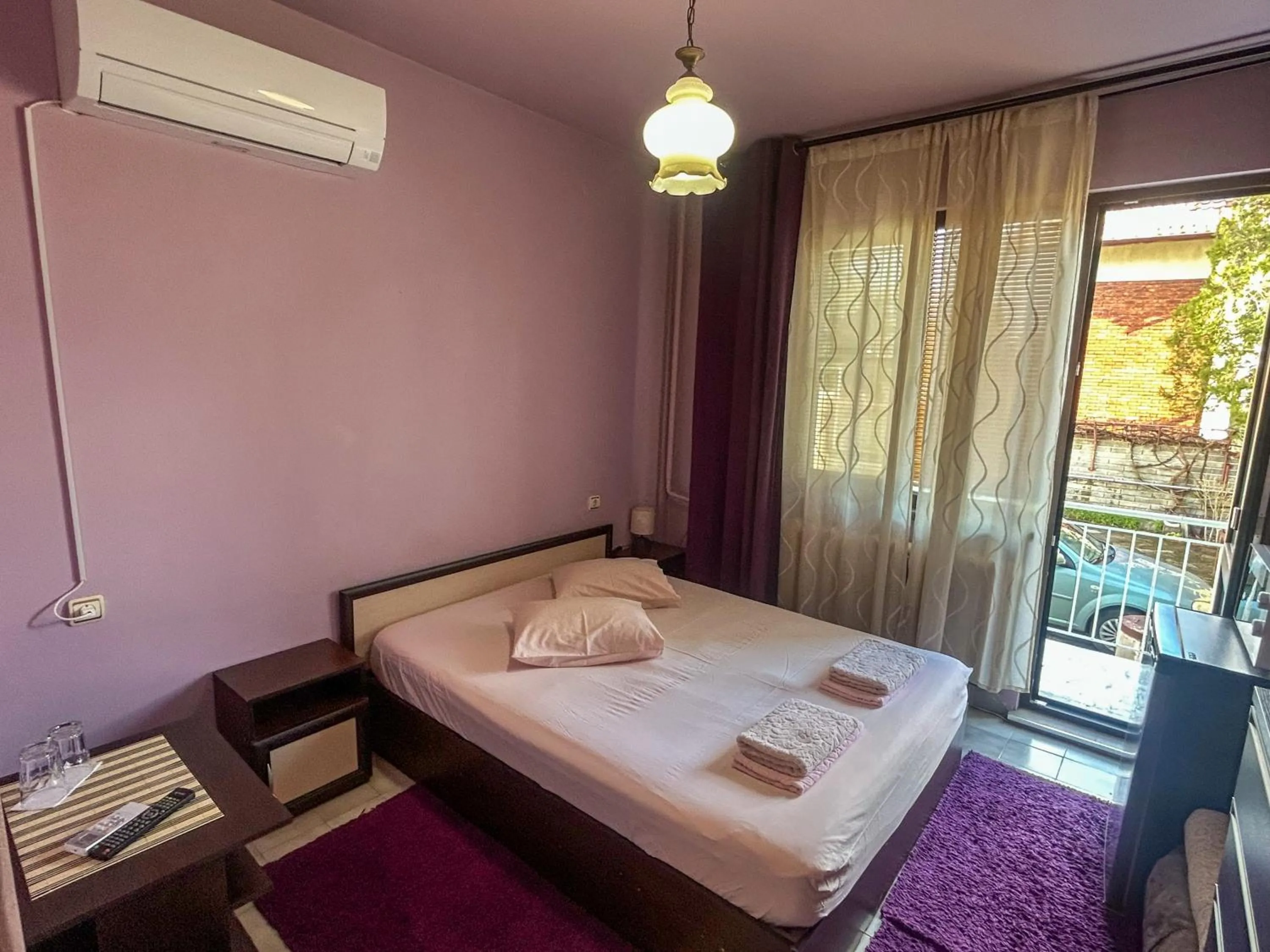 Bed in Hotel Darling
