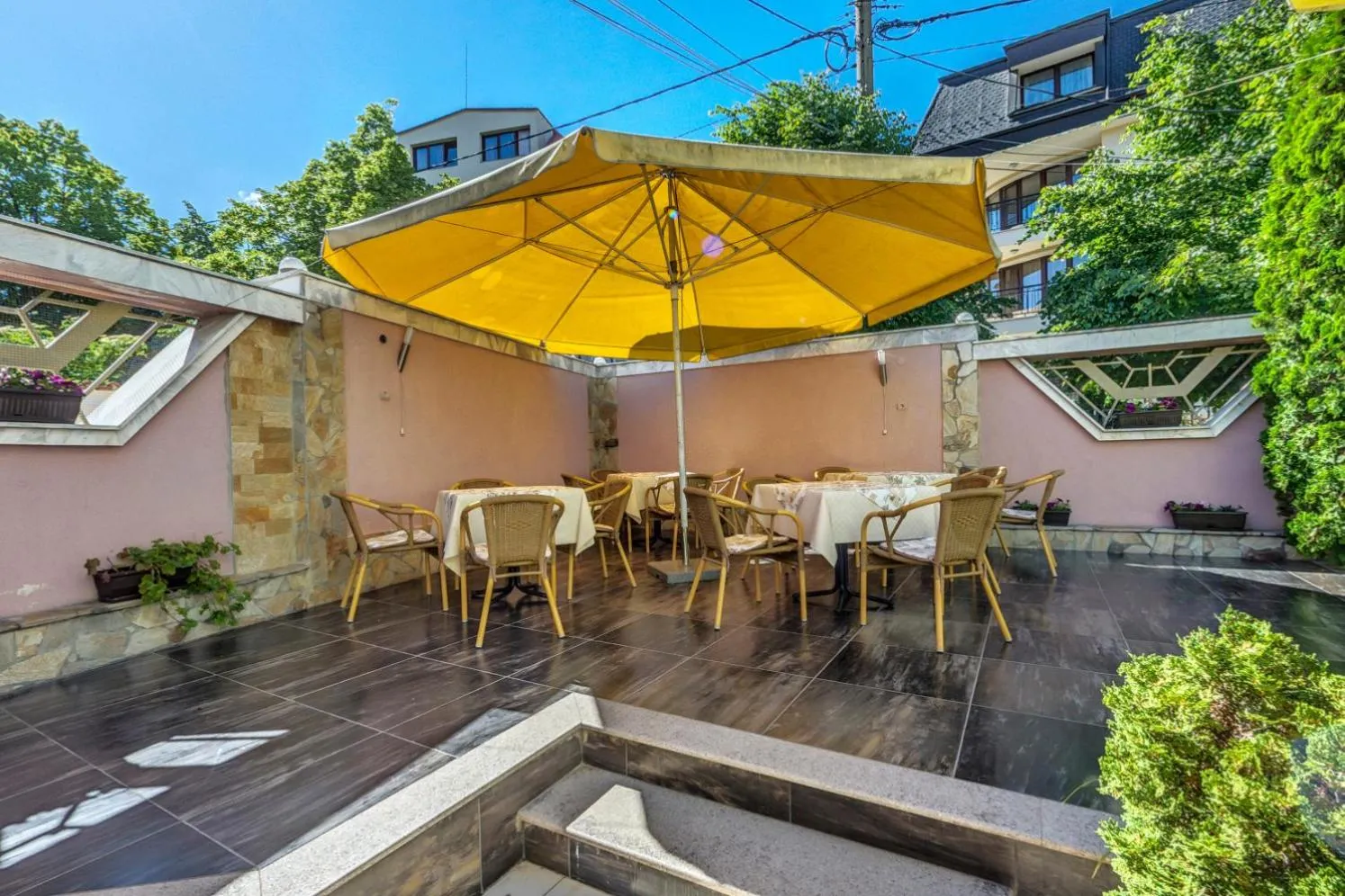 Property building in Hotel Darling