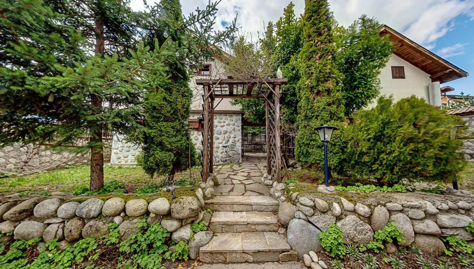 Property building in Hotel FAMIL - adults only