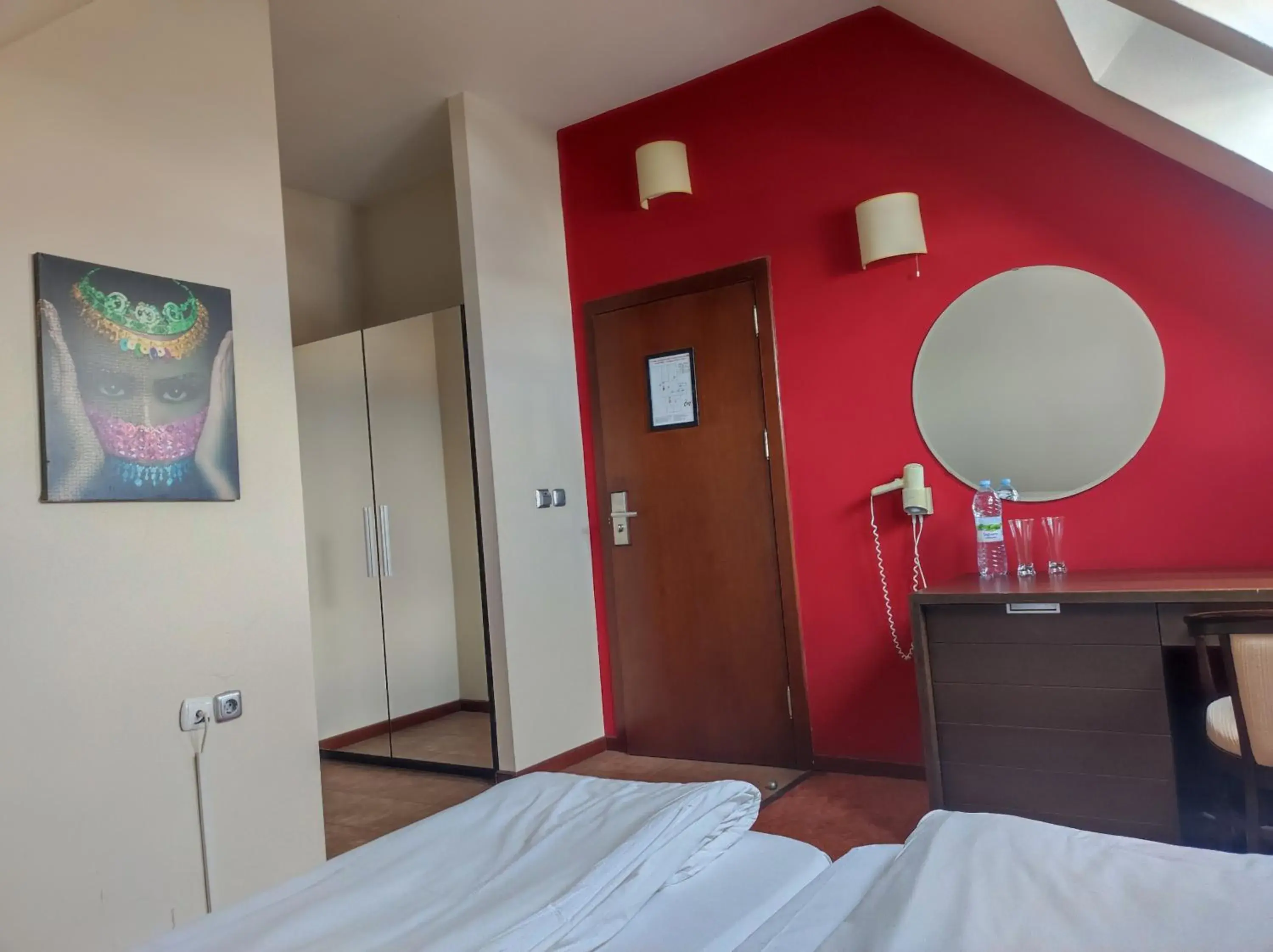 Budget Double or Twin Room in Hotel FAMIL - adults only Budget Double or Twin Room in Hotel FAMIL - adults only