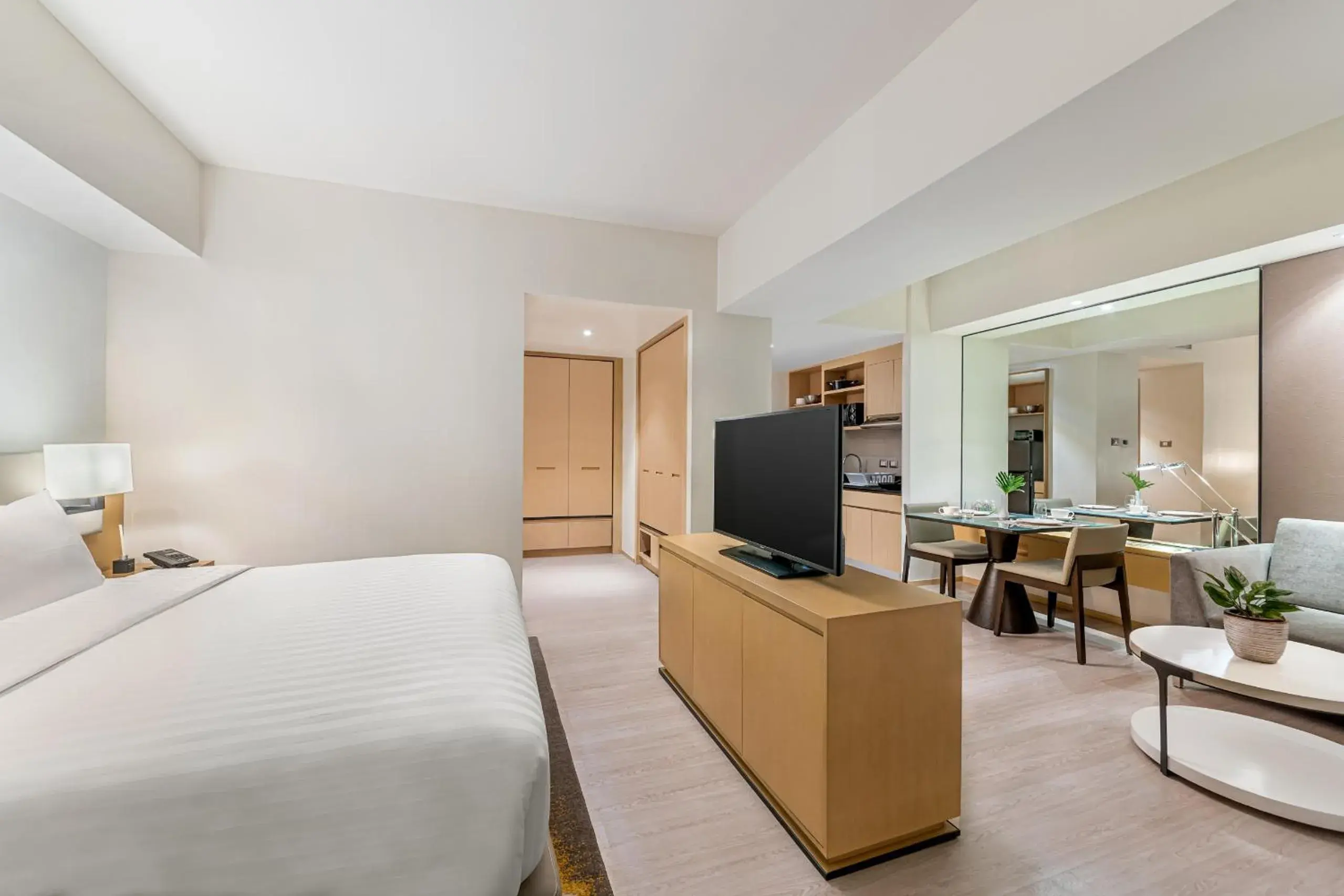 Bed in Seda Bonifacio Global City Bed in Seda Bonifacio Global City