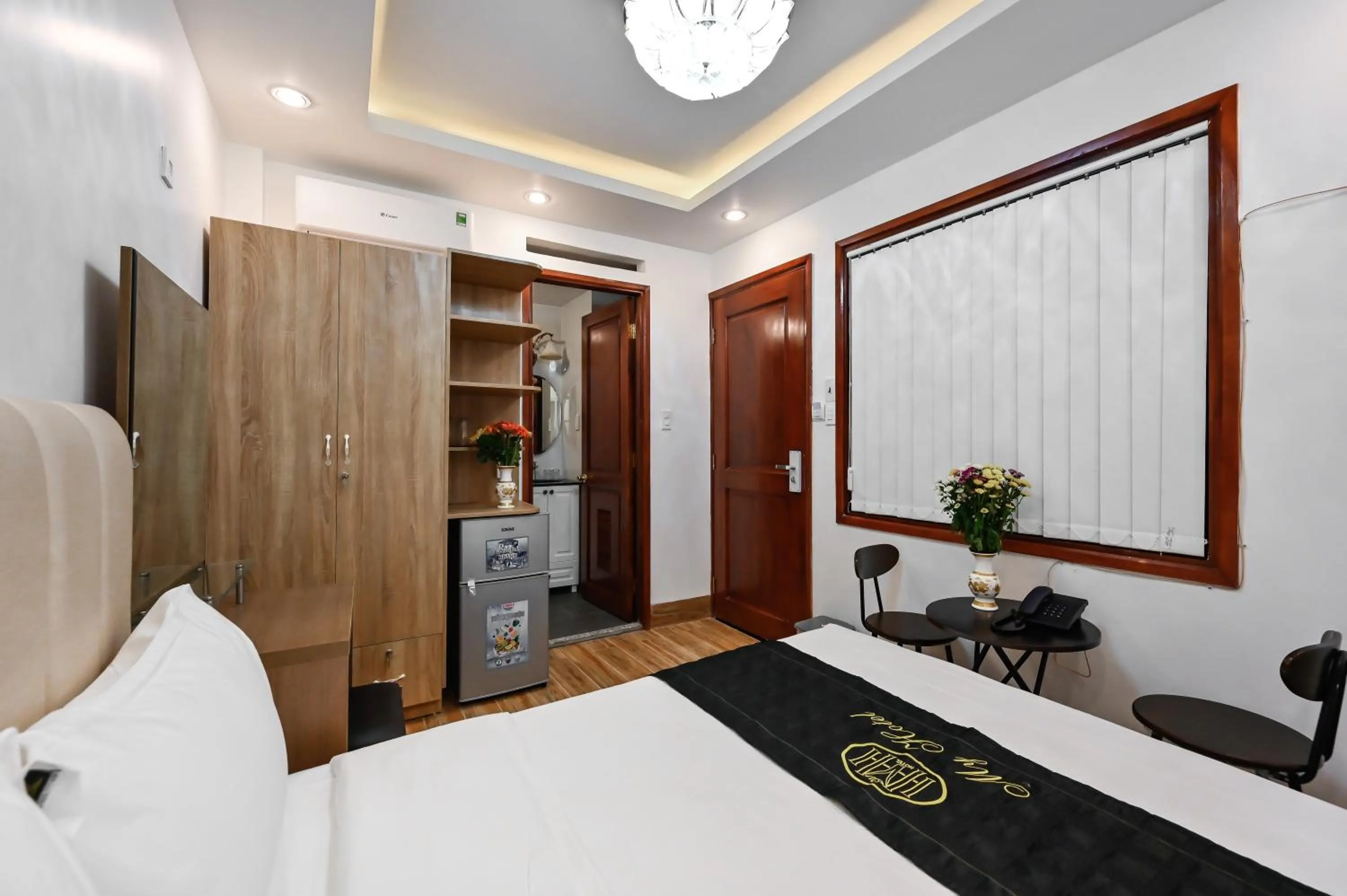 Photo of the whole room, Bed in My Hotel