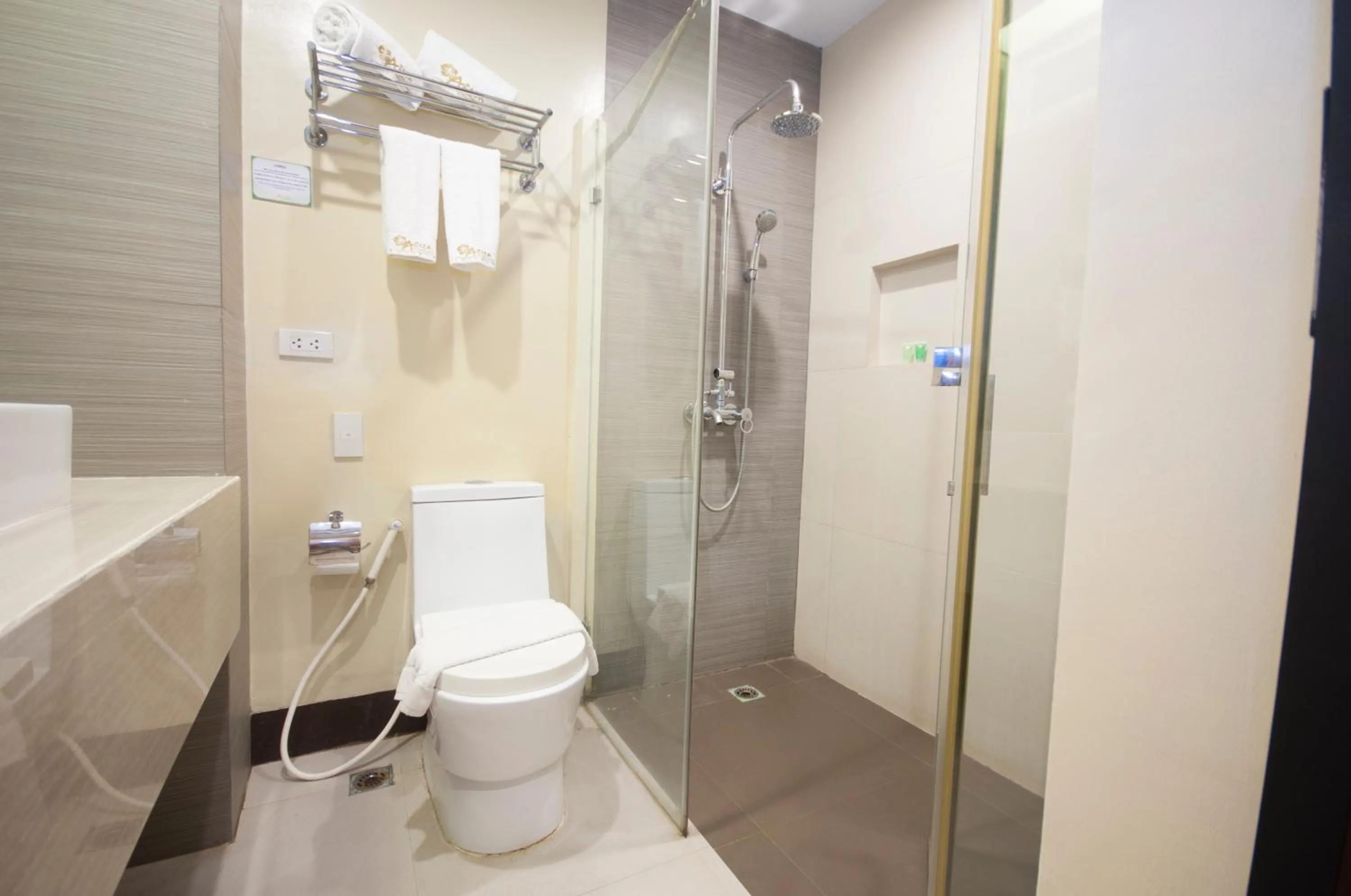 Bathroom in Aziza Paradise Hotel