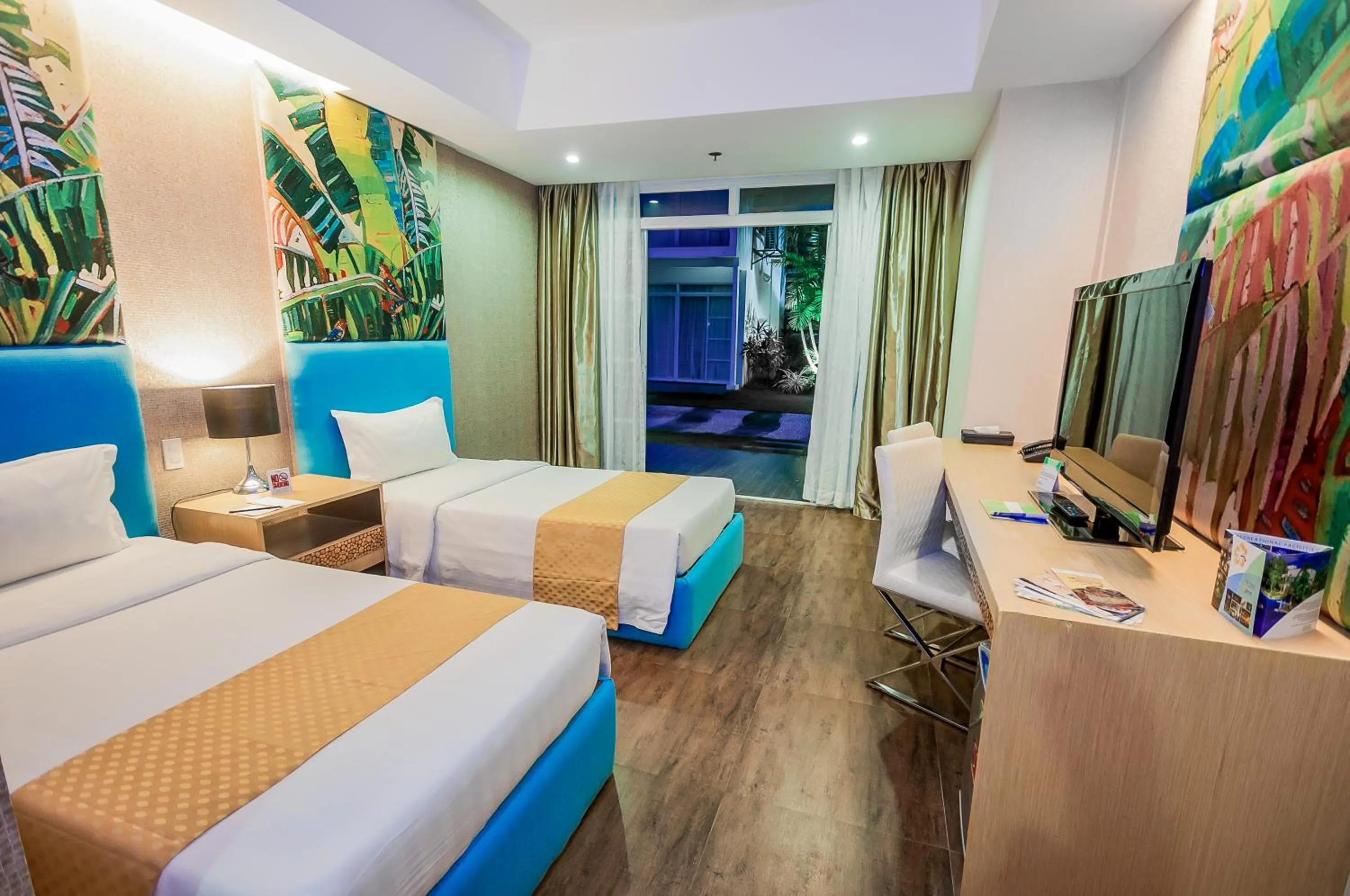 Bedroom, Bed in Aziza Paradise Hotel