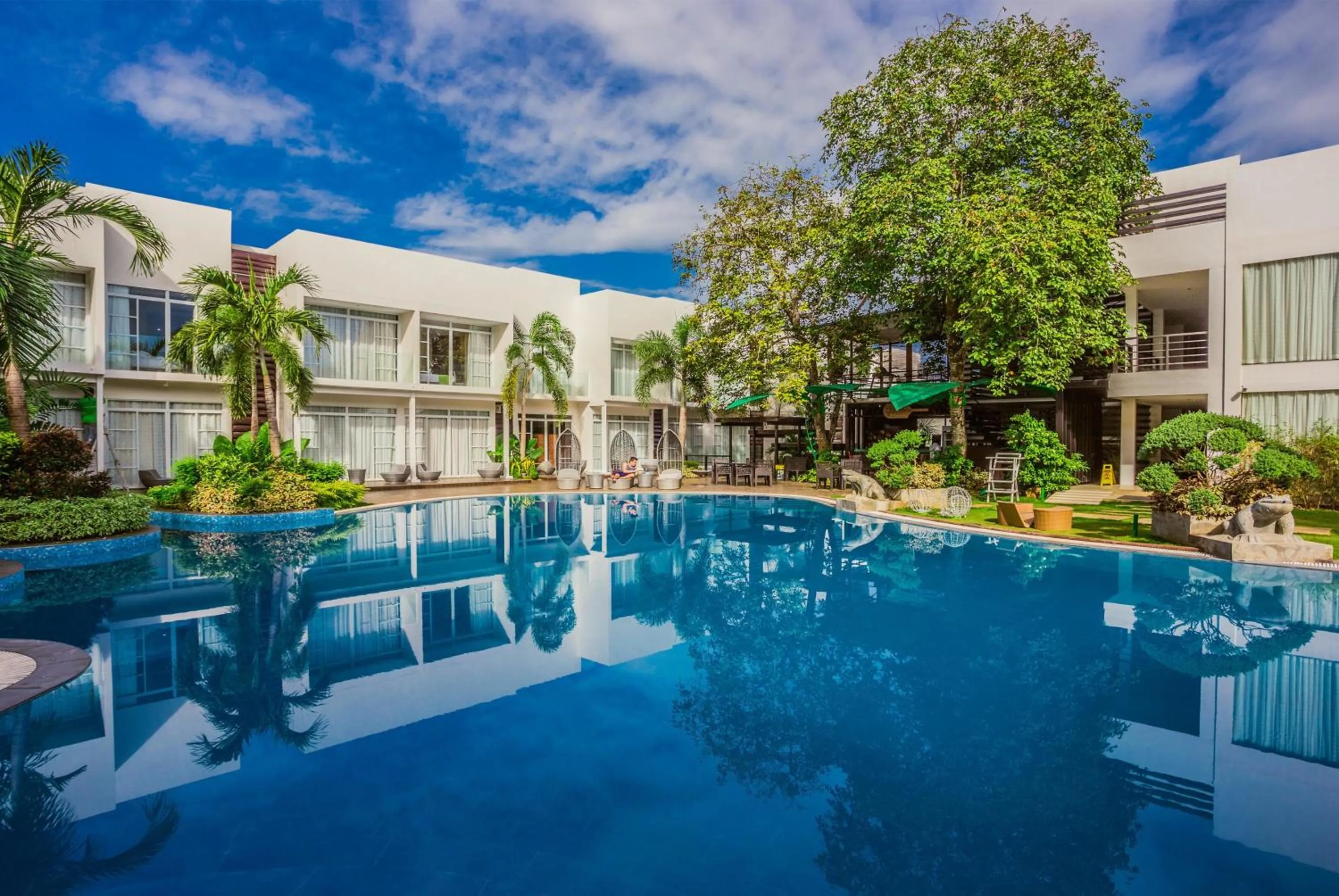 Day in Aziza Paradise Hotel