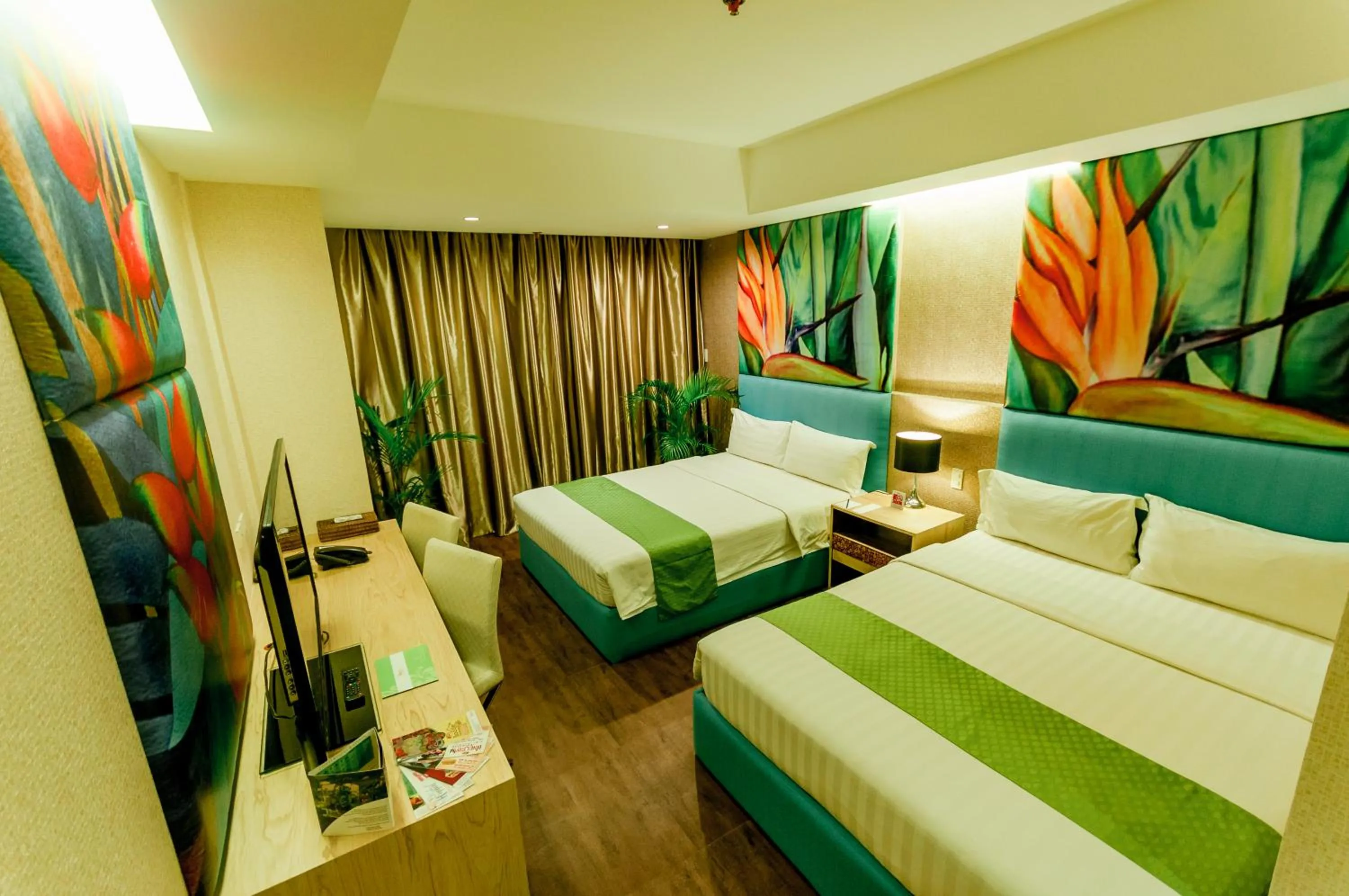 bunk bed, Bed in Aziza Paradise Hotel