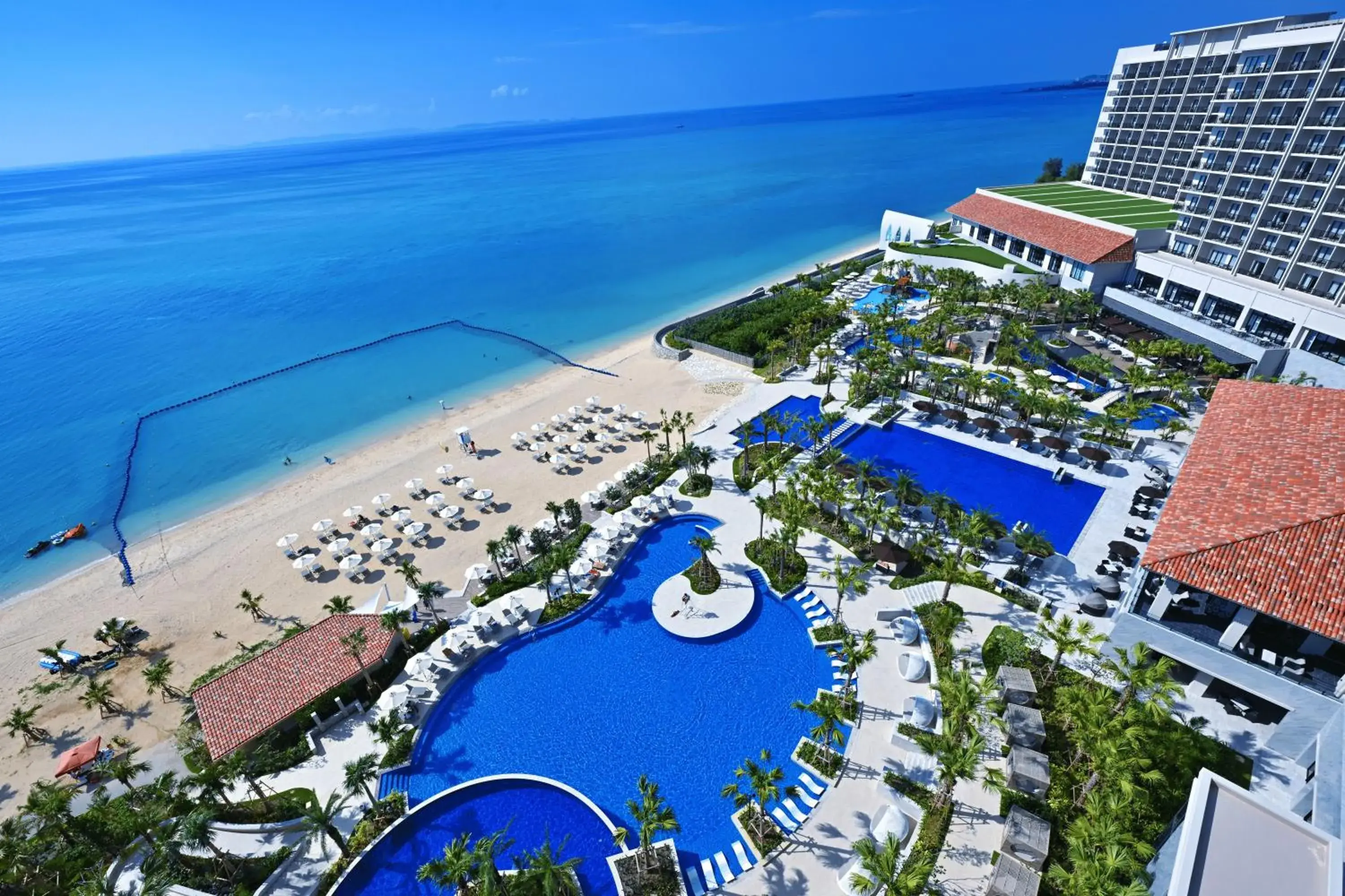 Property building in Ryukyu Hotel & Resort Nashiro Beach Property building in Ryukyu Hotel & Resort Nashiro Beach