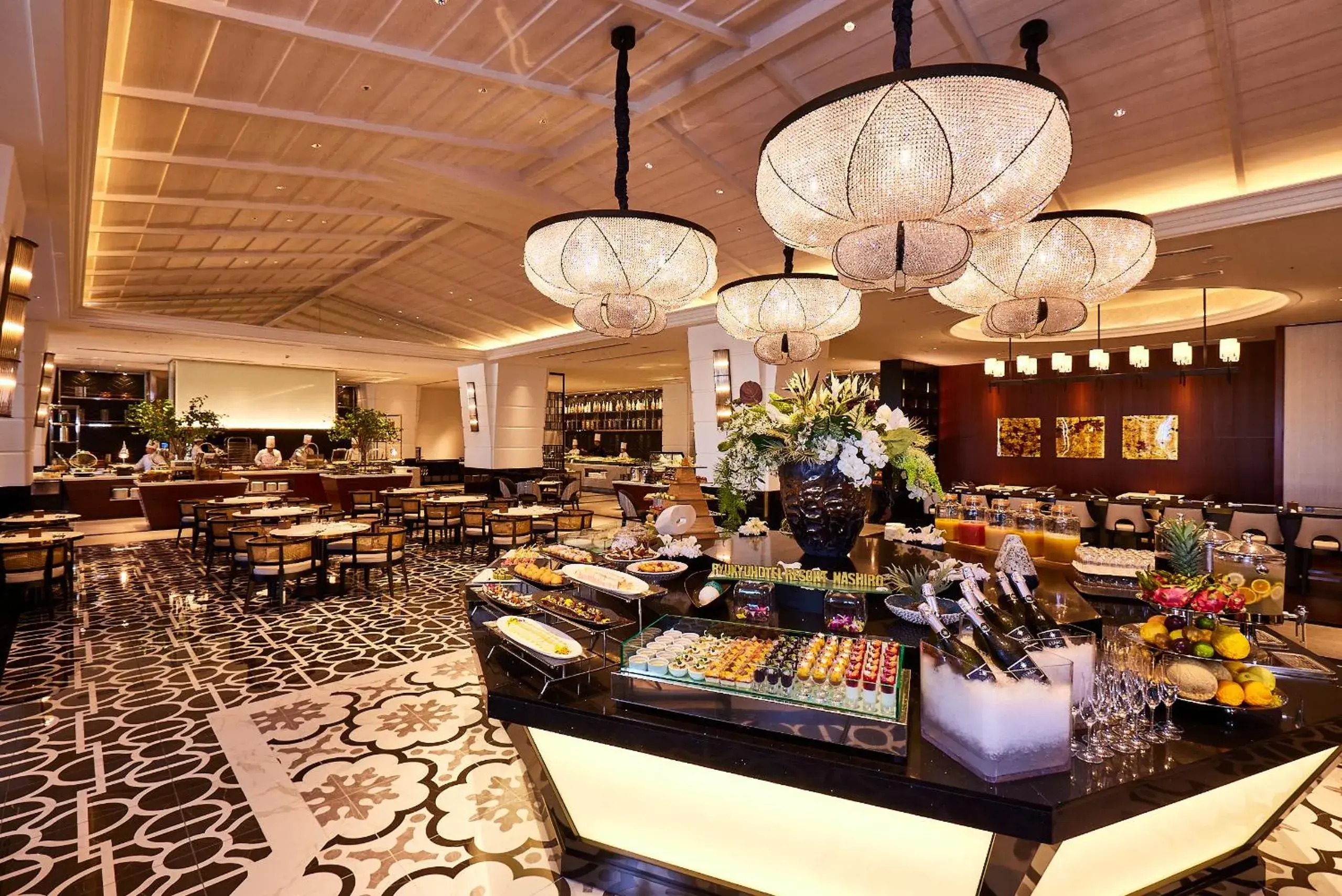 Restaurant/places to eat in Ryukyu Hotel & Resort Nashiro Beach Restaurant/places to eat in Ryukyu Hotel & Resort Nashiro Beach