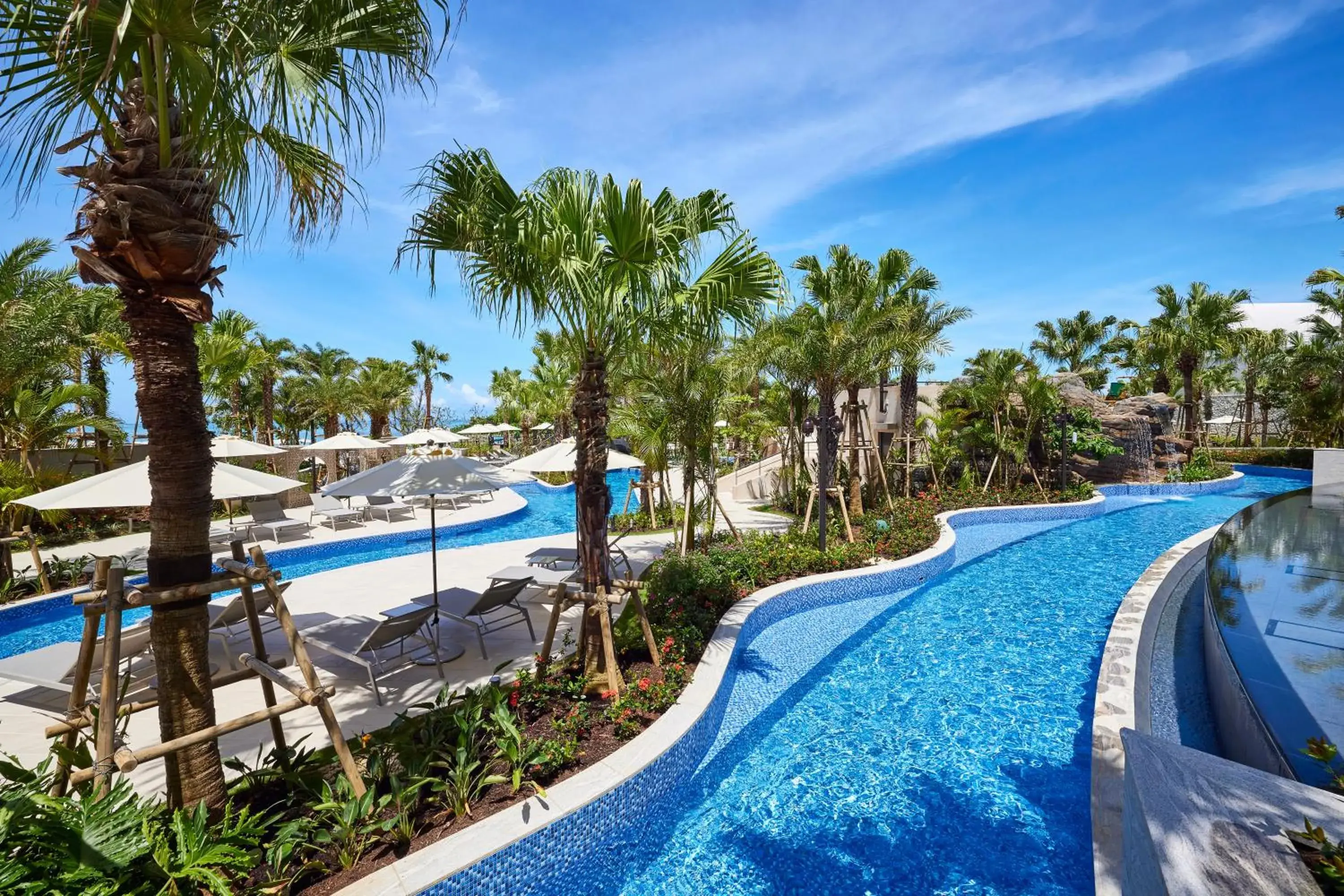 Swimming pool in Ryukyu Hotel & Resort Nashiro Beach Swimming pool in Ryukyu Hotel & Resort Nashiro Beach