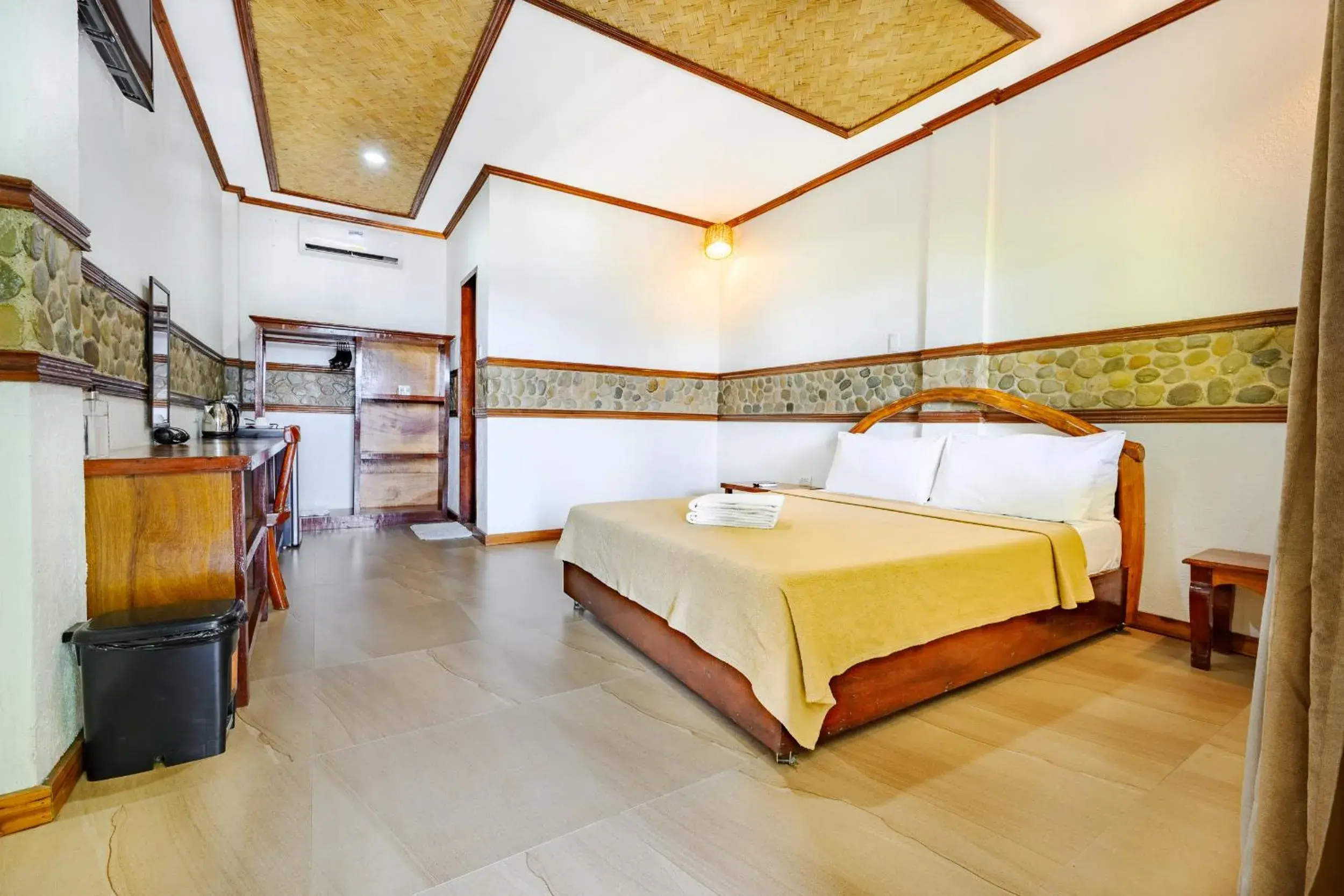 Bedroom, Bed in El Nido Viewdeck Cottages Bedroom, Bed in El Nido Viewdeck Cottages