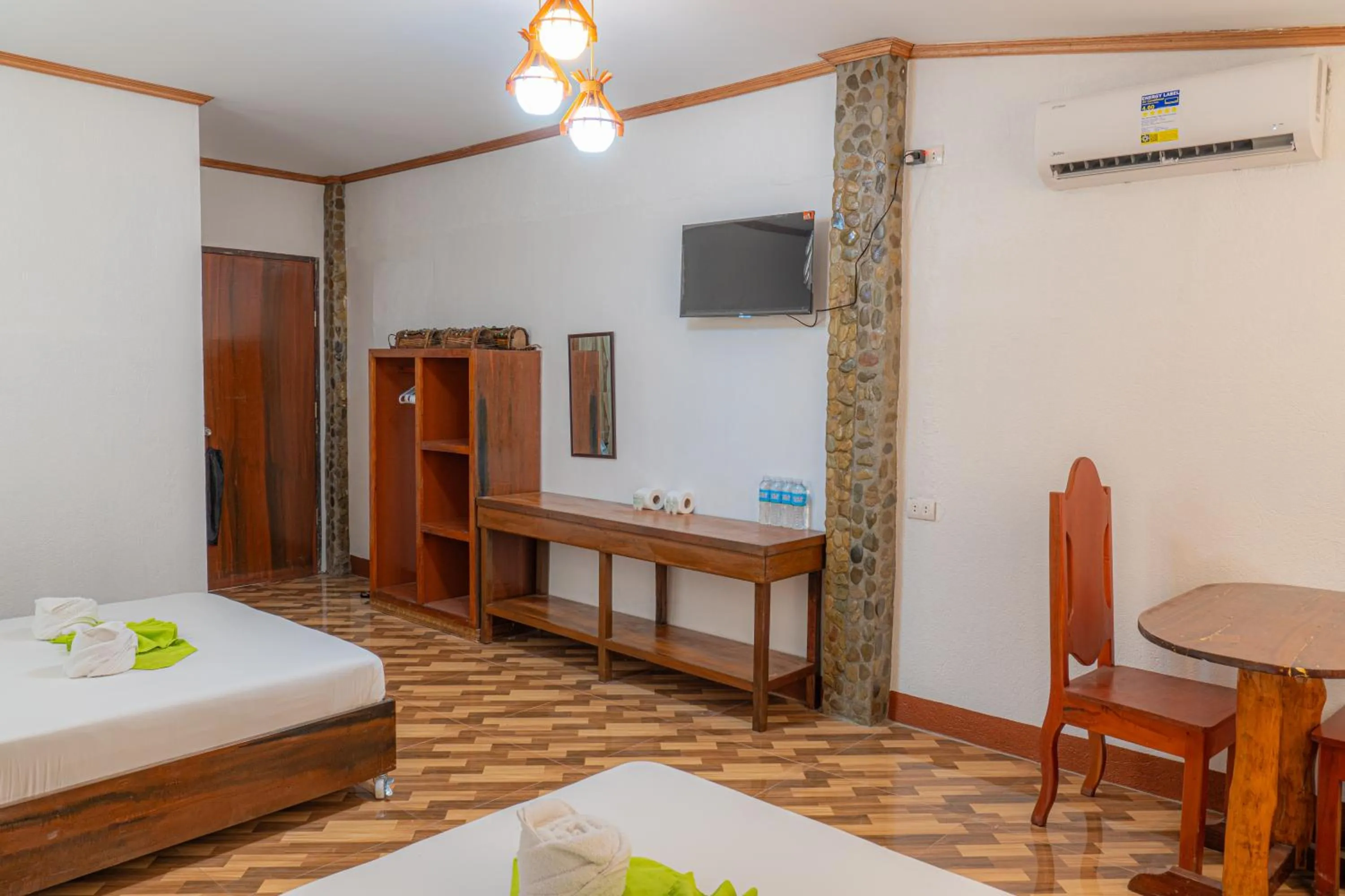 Bedroom, Bed in El Nido Viewdeck Cottages