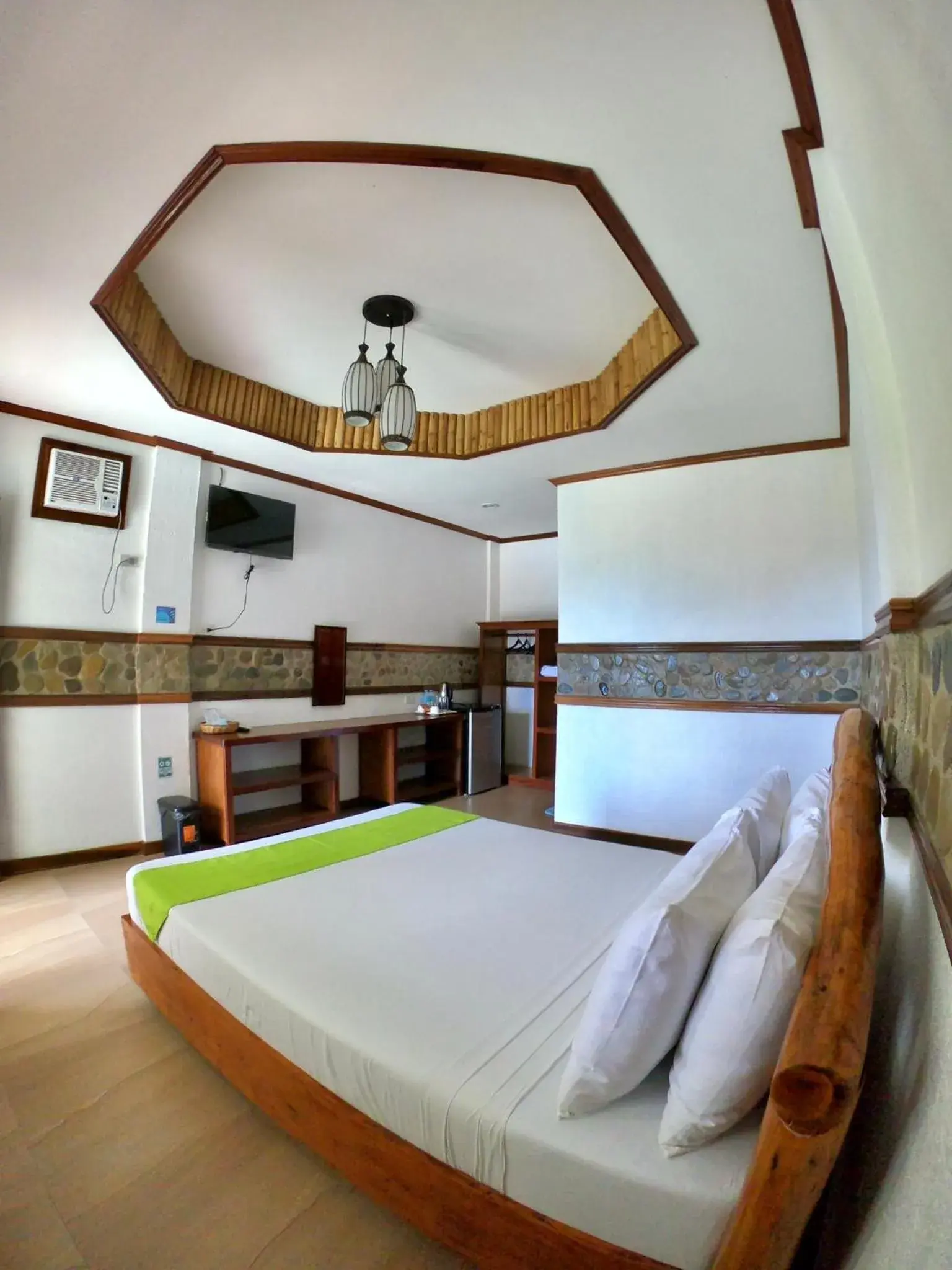 Bed in El Nido Viewdeck Cottages Bed in El Nido Viewdeck Cottages